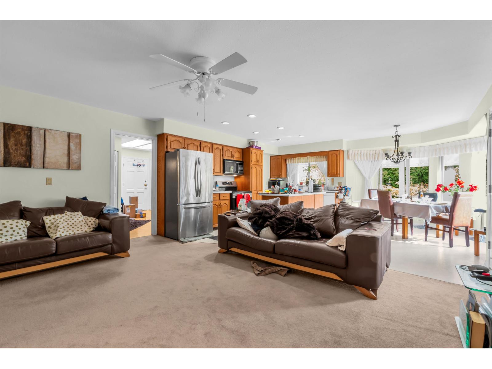 2151 148a Street Property Photo 10