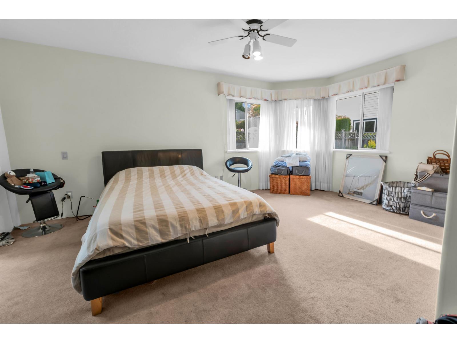2151 148a Street Property Photo 16