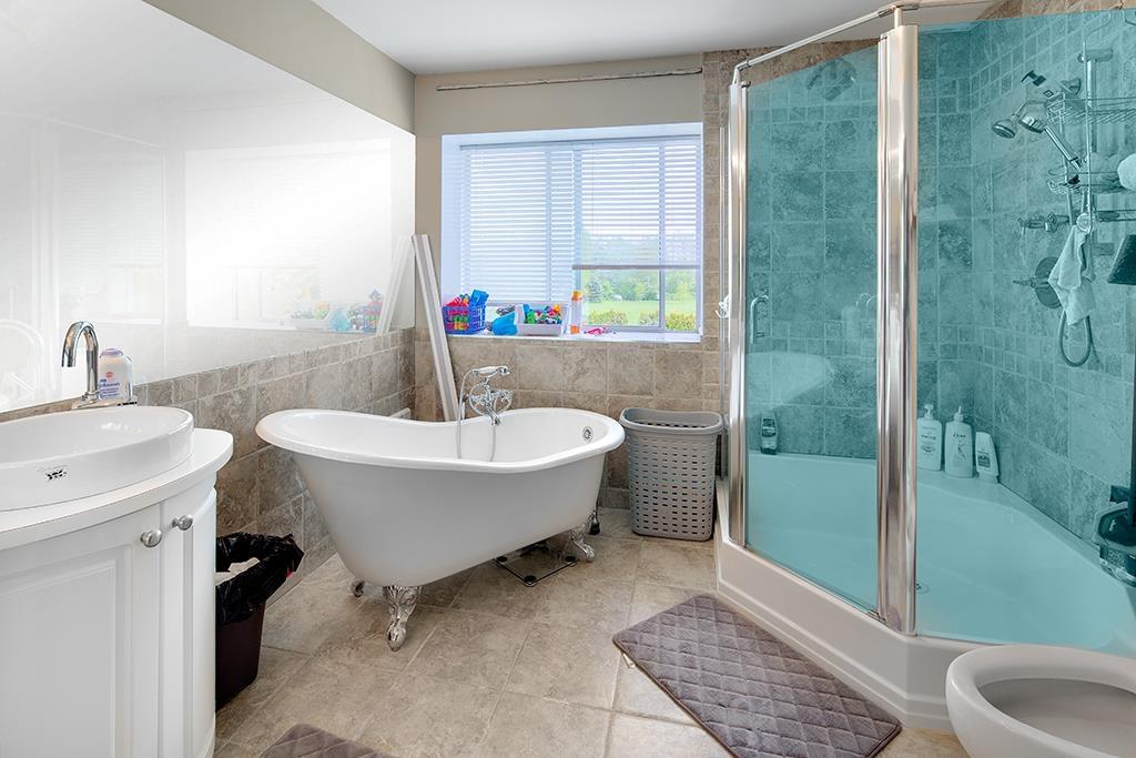 18851 74 Avenue Property Photo 10