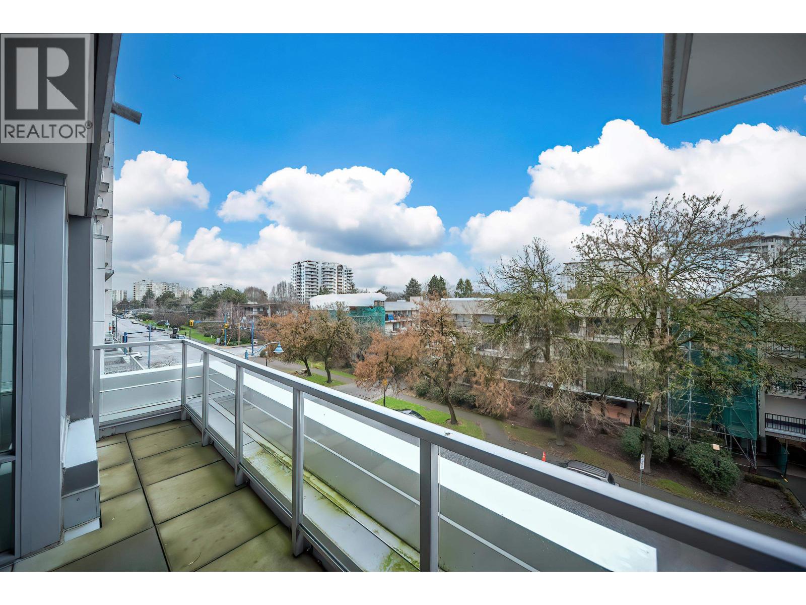 512 6833 Buswell Street Property Photo 19