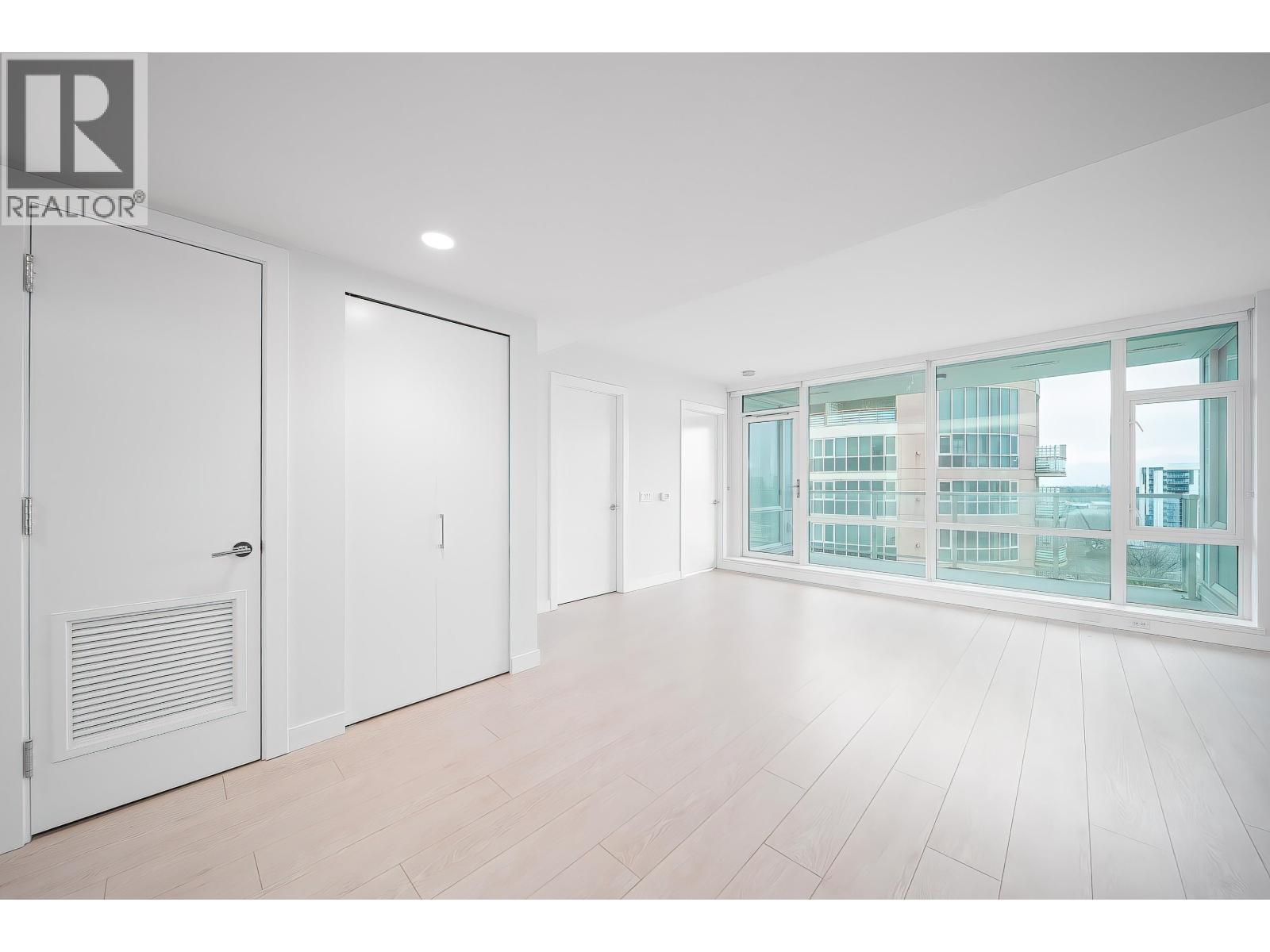 1603 6833 Buswell Street Property Photo 12