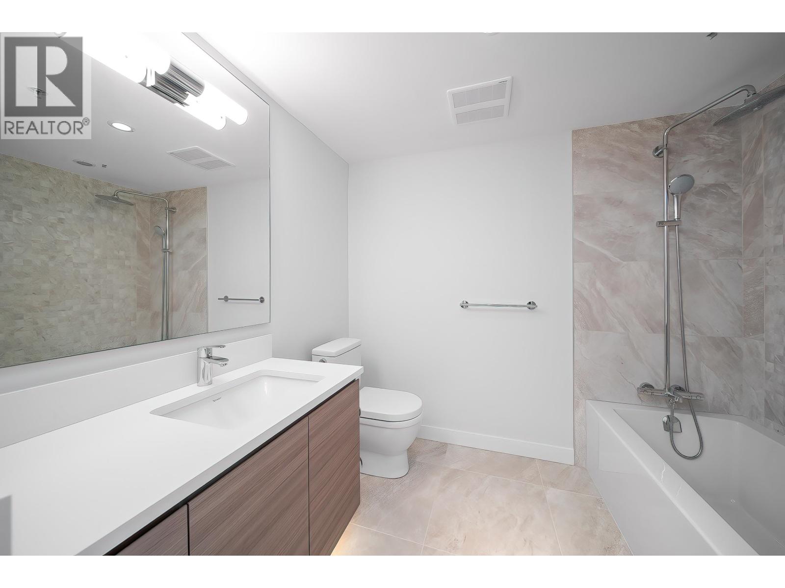 1603 6833 Buswell Street Property Photo 15