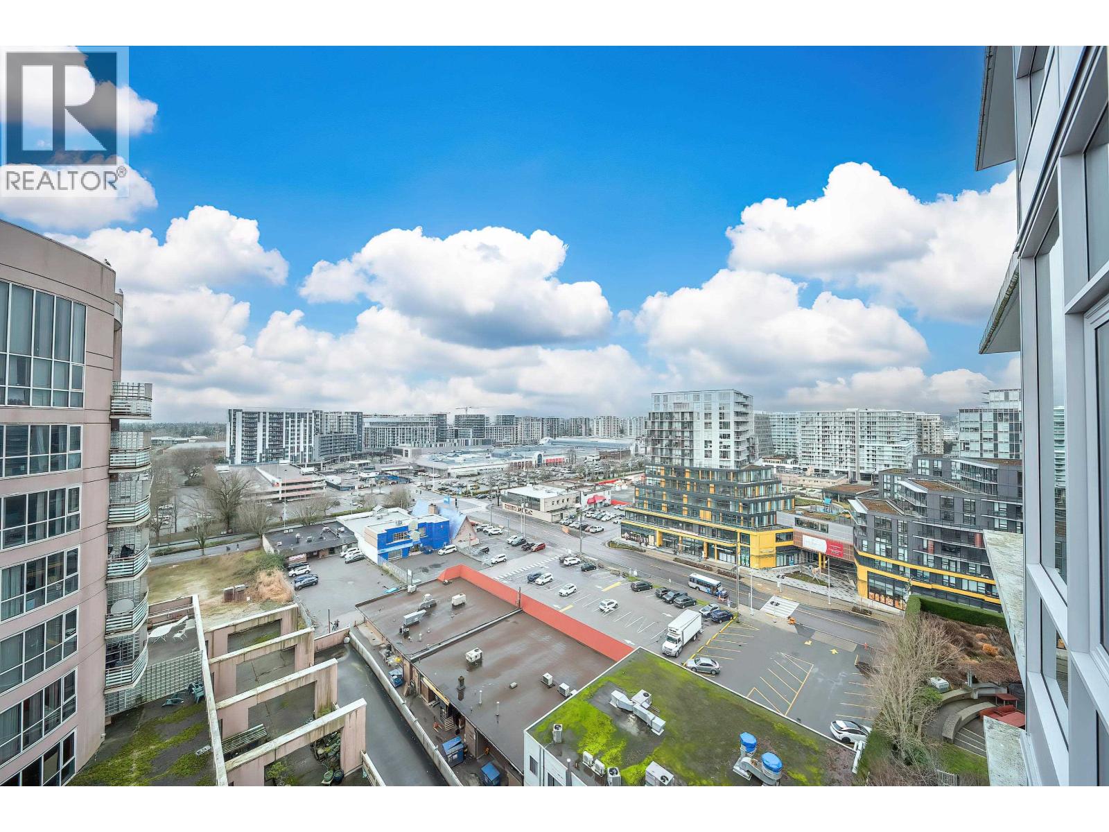 1603 6833 Buswell Street Property Photo 18