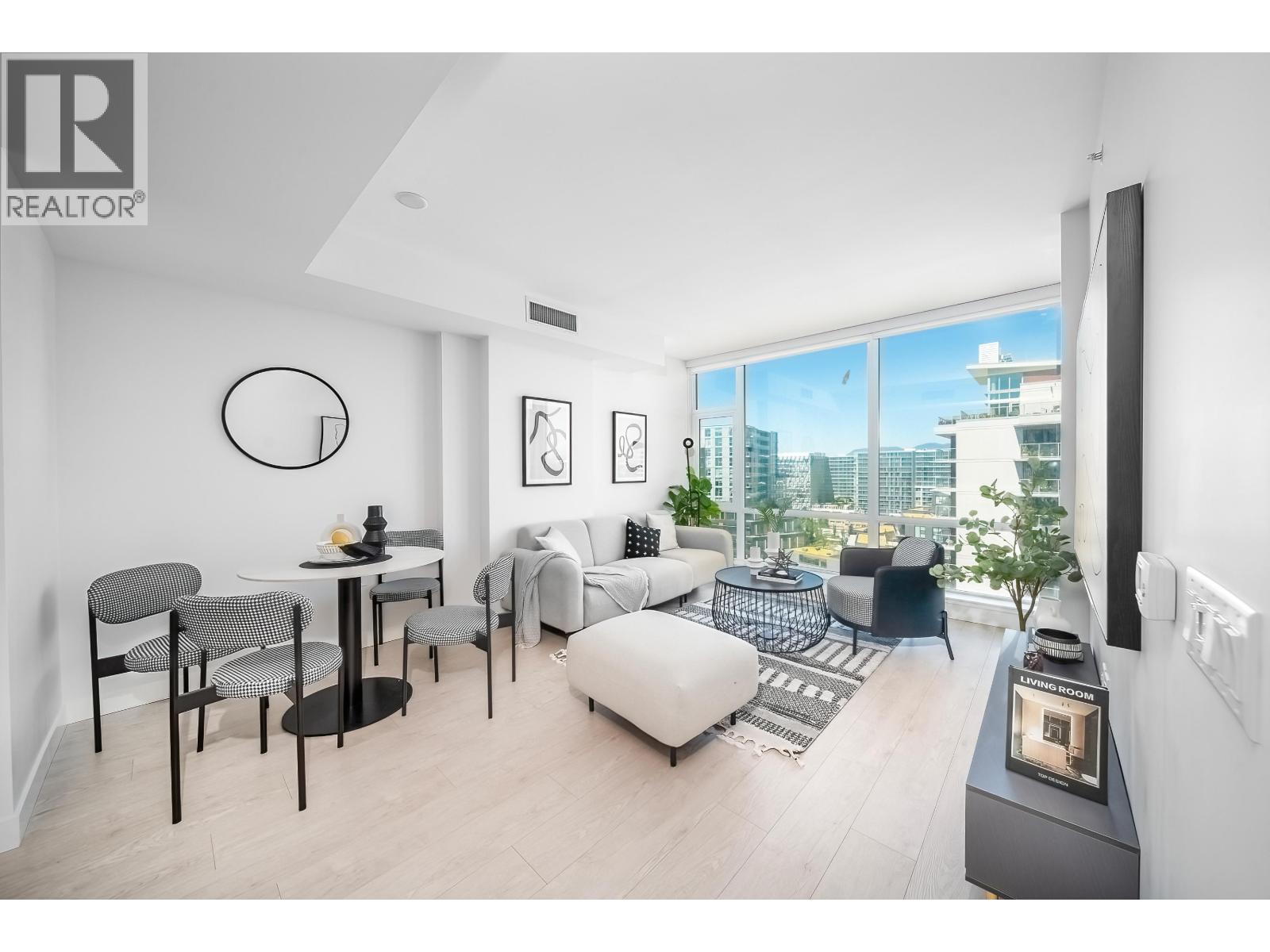 1706 6833 Buswell Street Property Photo 3