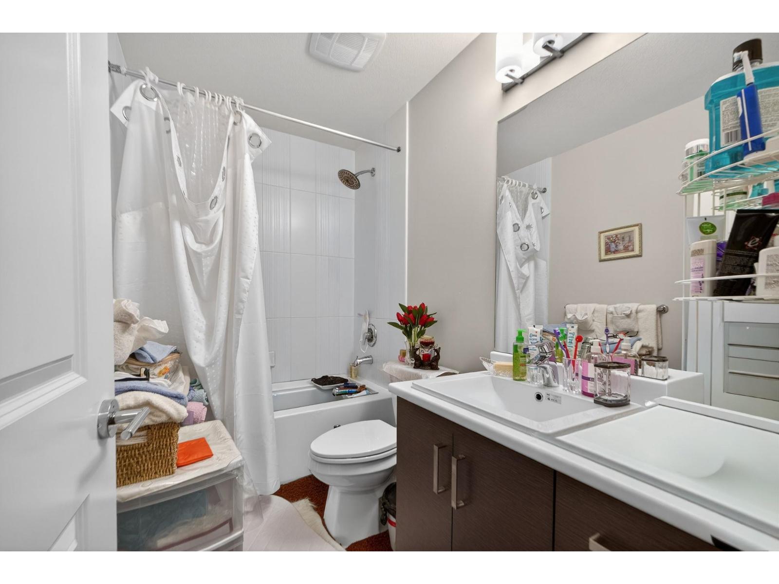 20 13886 62 Avenue Property Photo 17