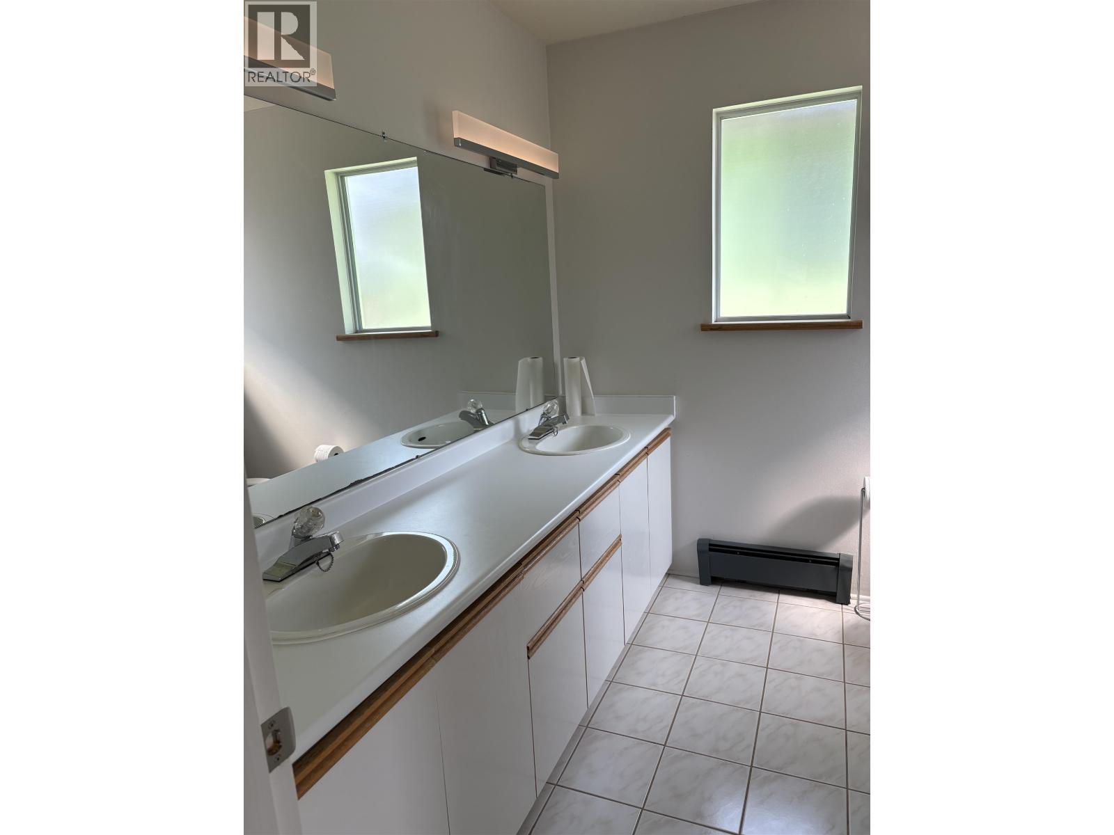 4227 W 14th Avenue Property Photo 14