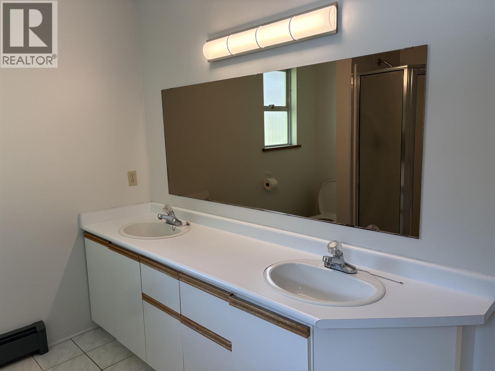 4227 W 14th Avenue Property Photo 18