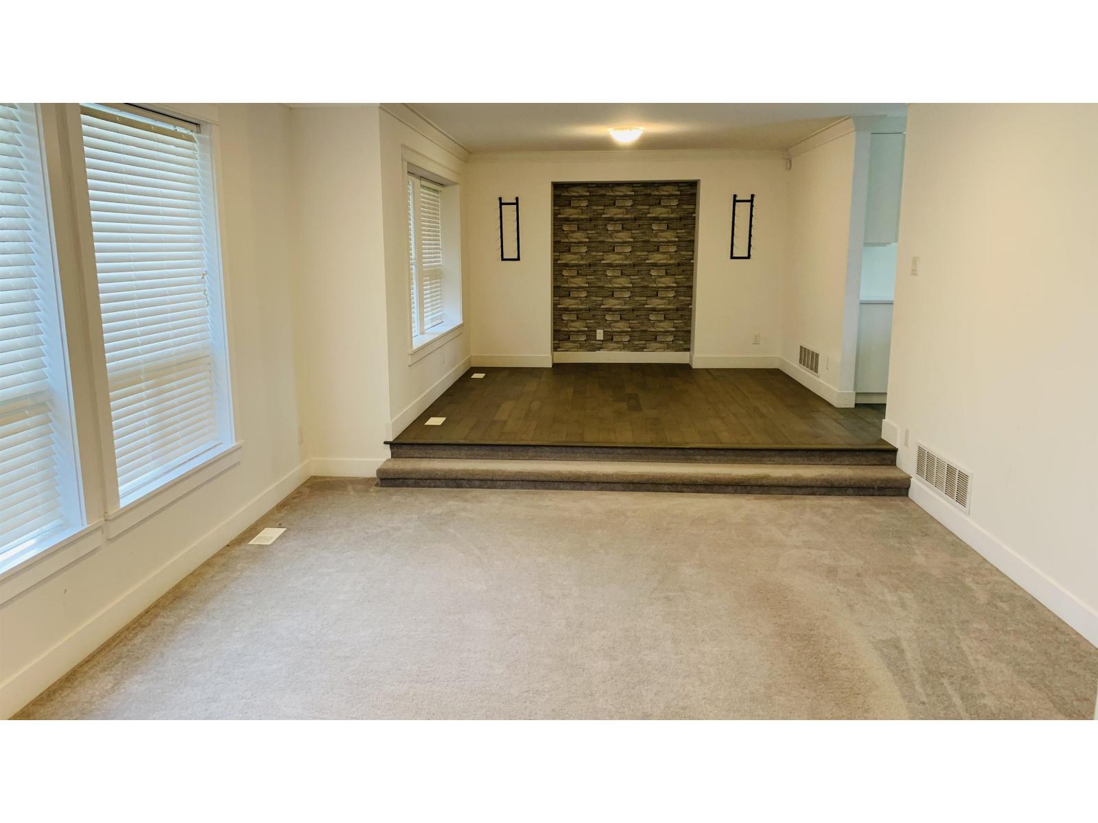 20737 24 Avenue Property Photo 5