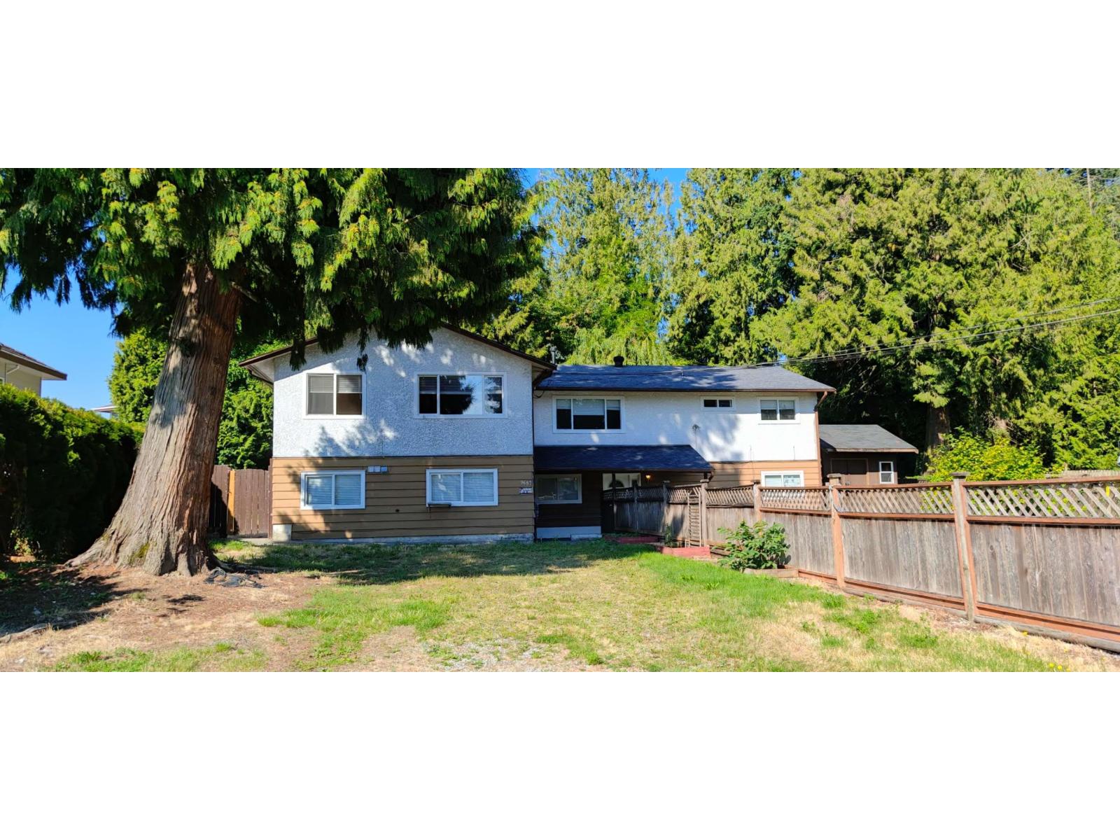 9687 131 Street Property Photo 2