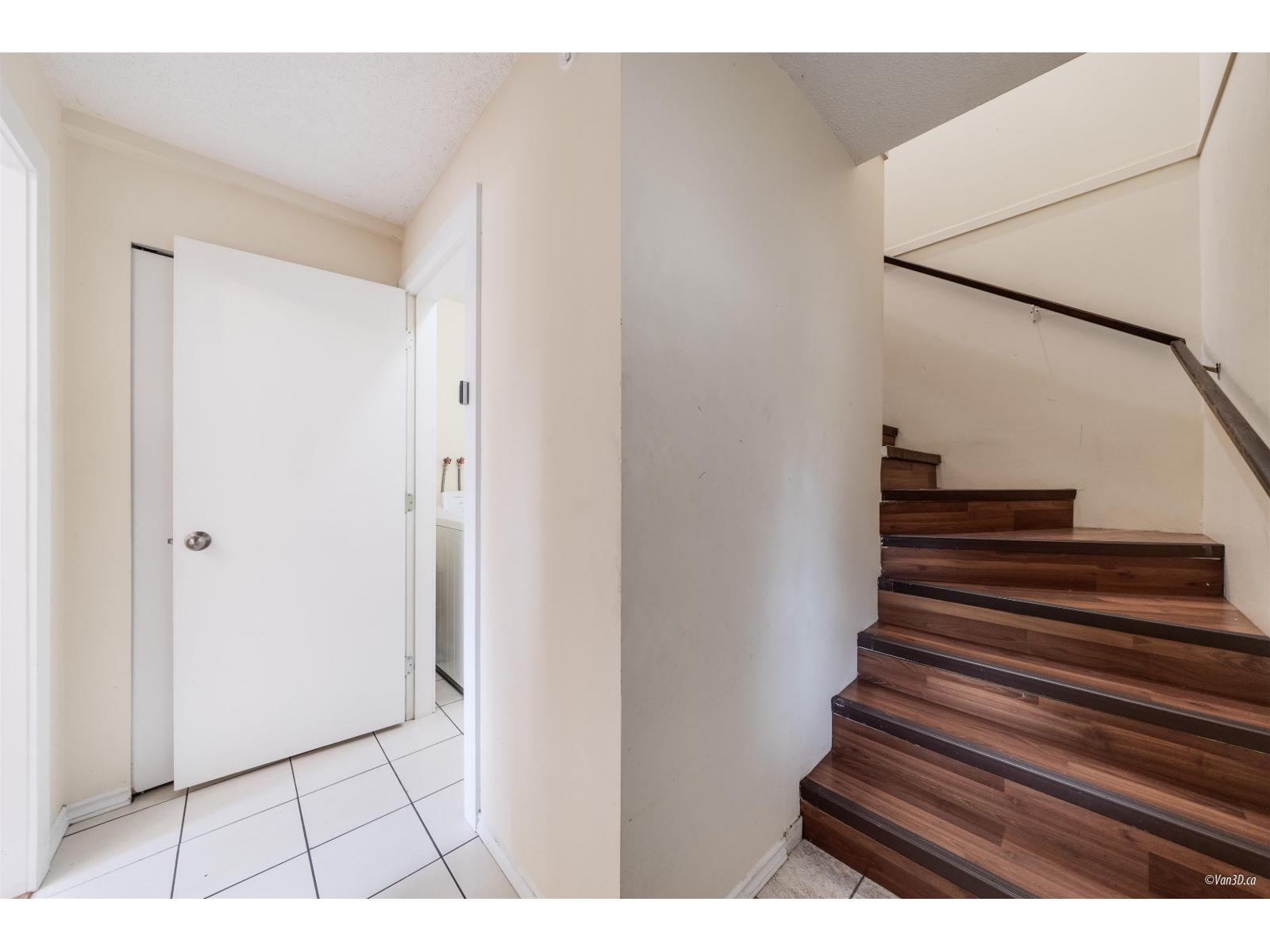 9687 131 Street Property Photo 3