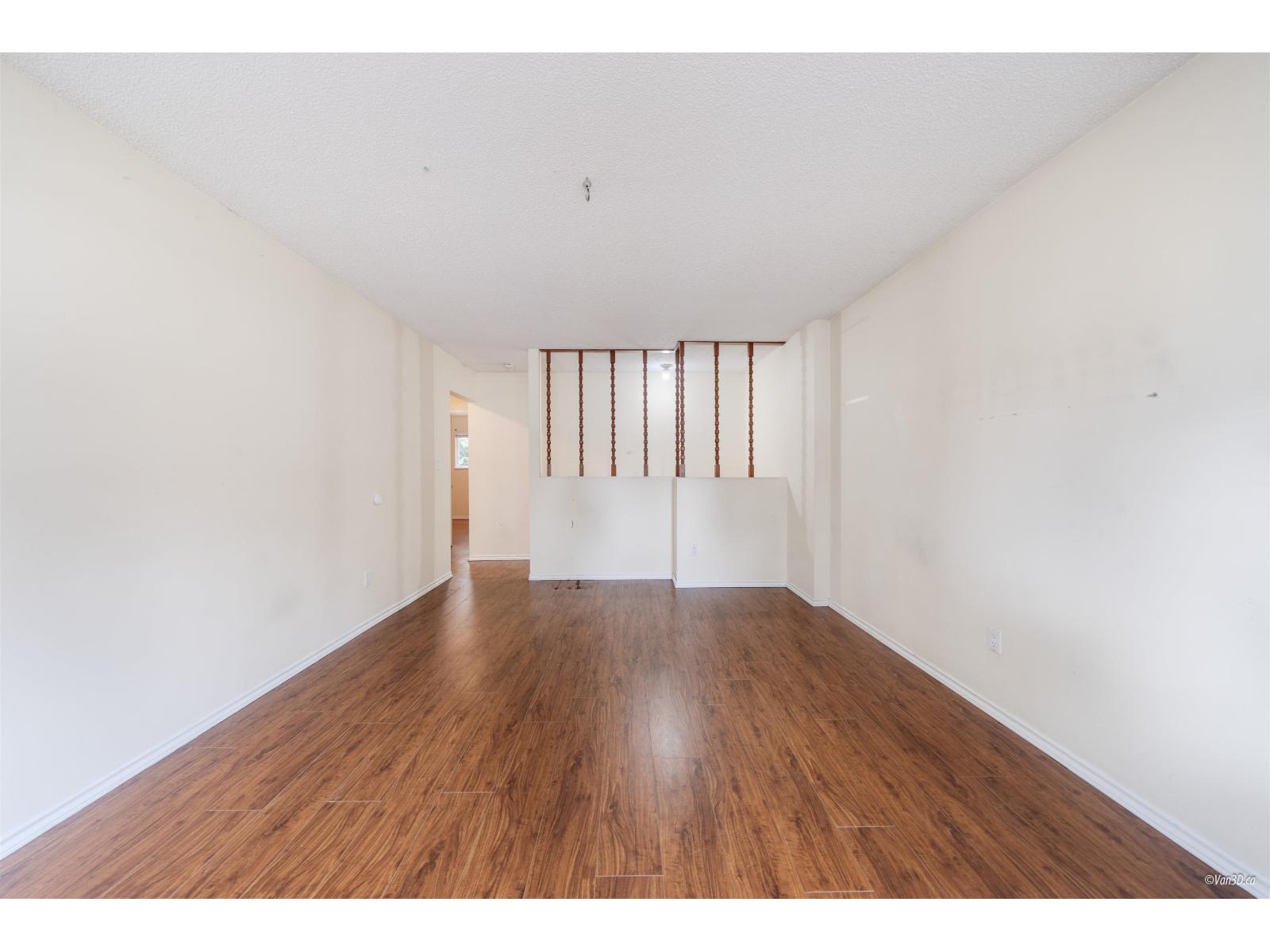 9687 131 Street Property Photo 6