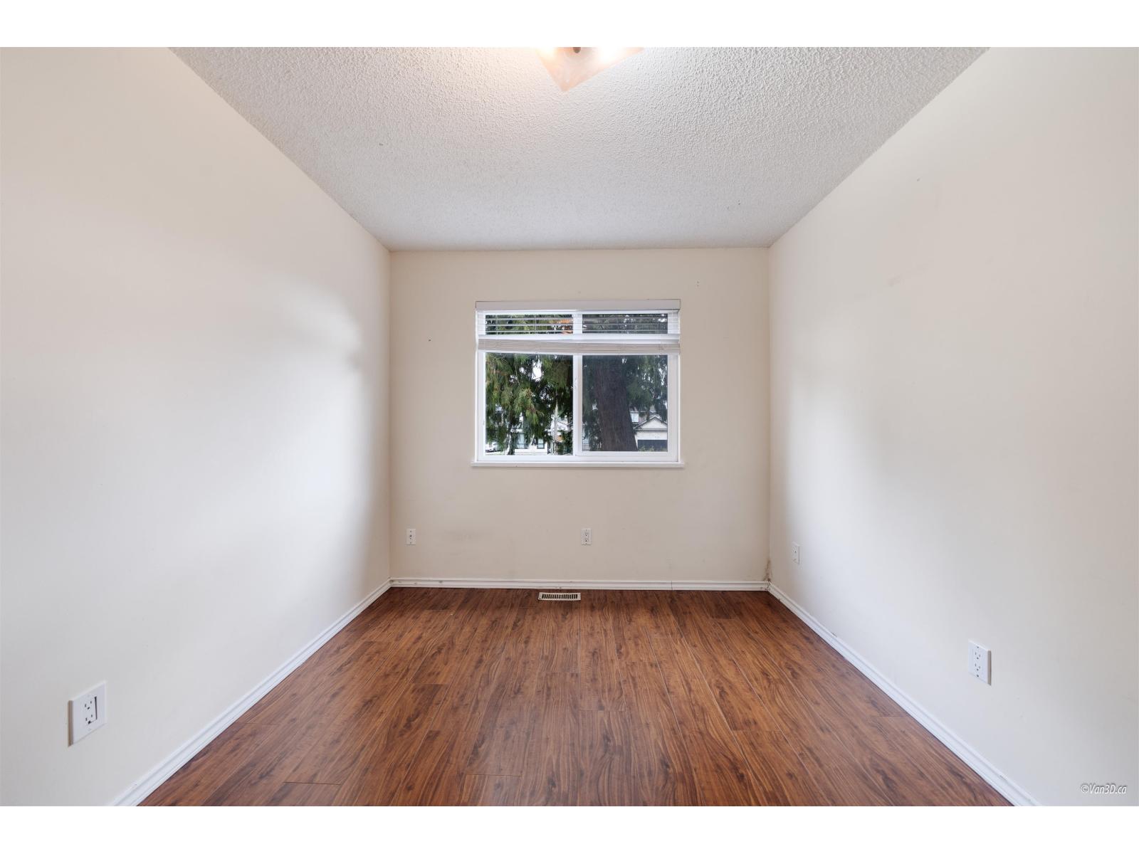 9687 131 Street Property Photo 13