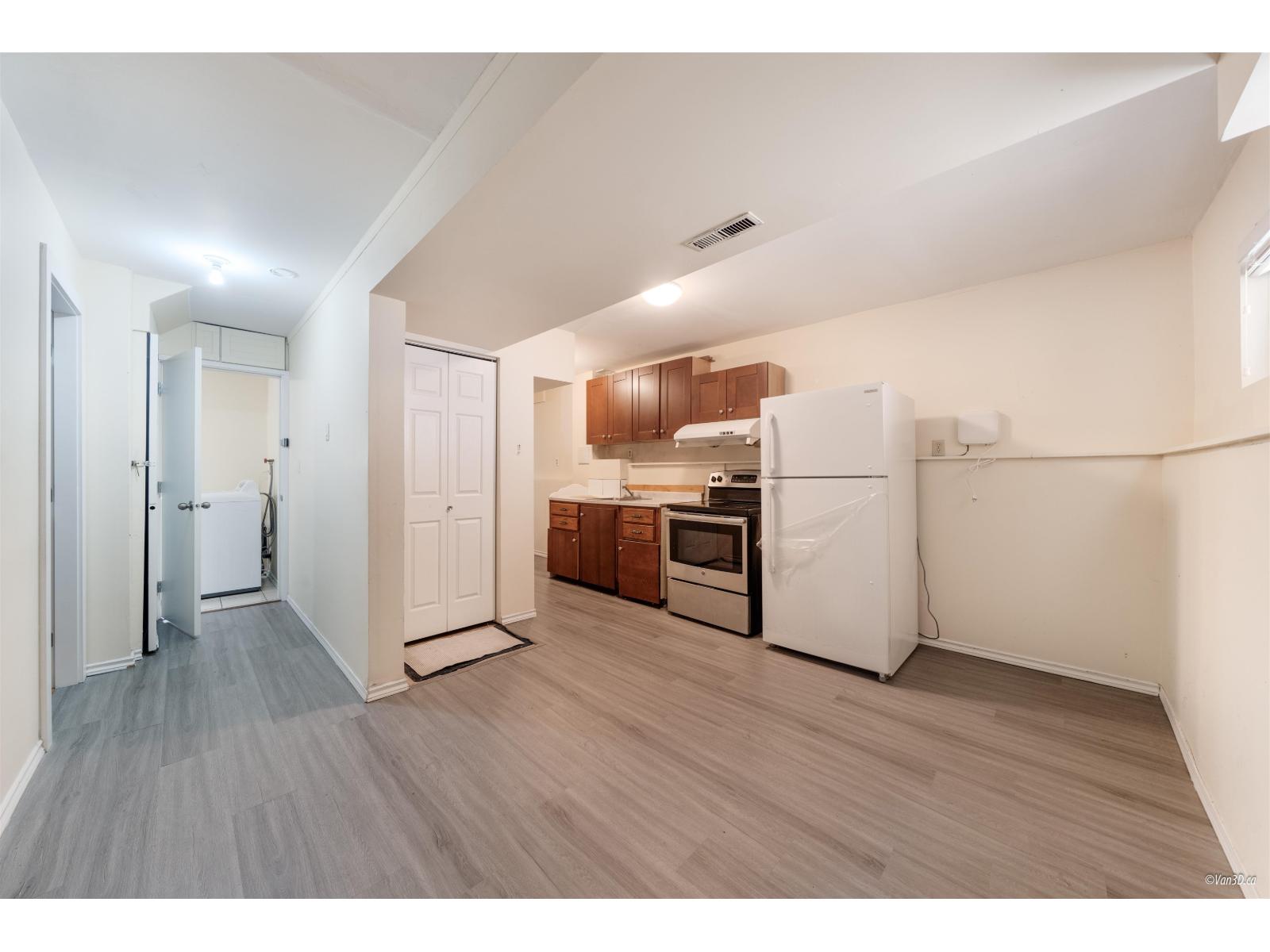 9687 131 Street Property Photo 22