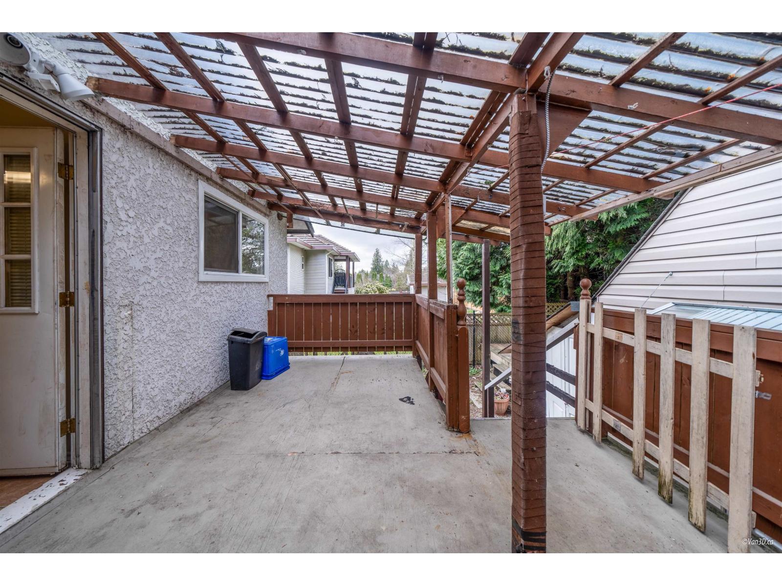 9687 131 Street Property Photo 35