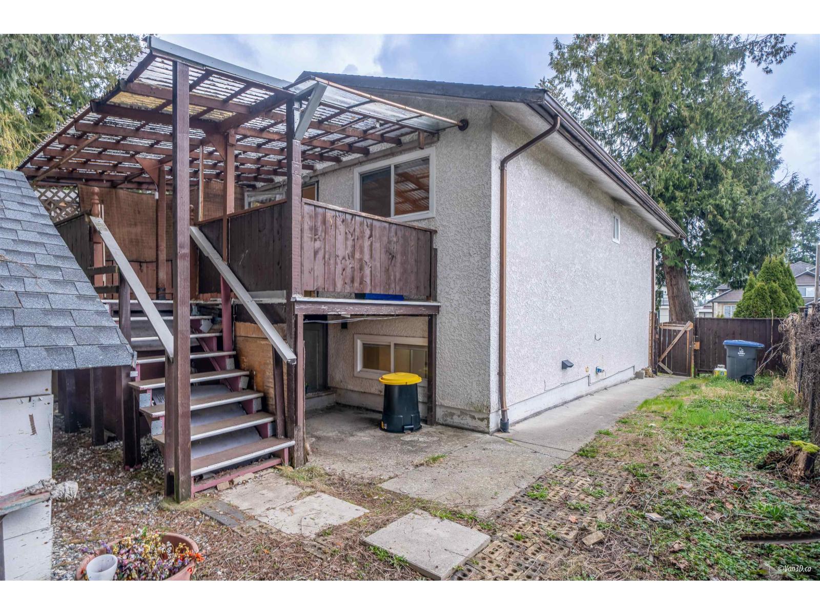 9687 131 Street Property Photo 37