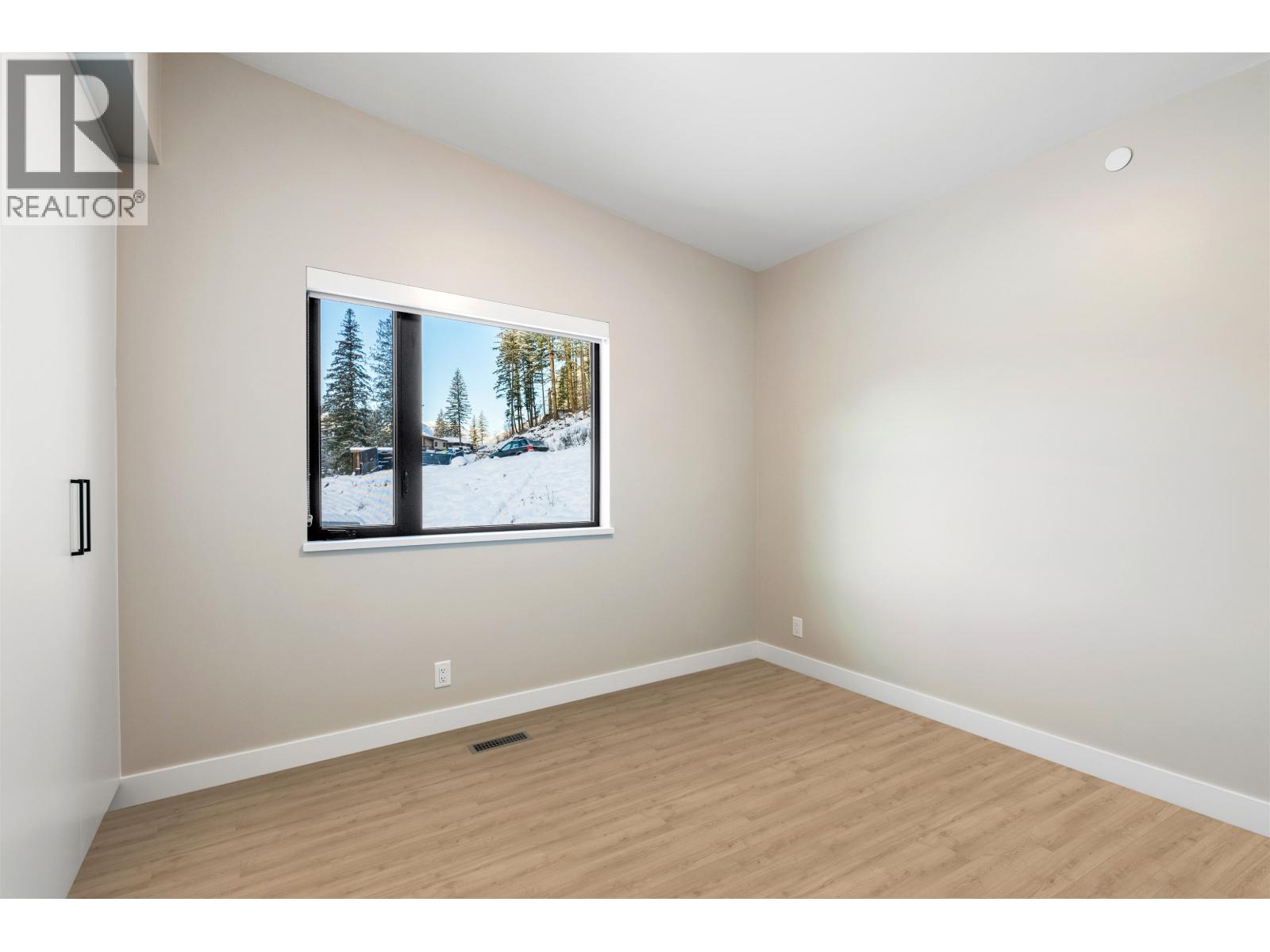 28 4000 Sunstone Way Property Photo 16
