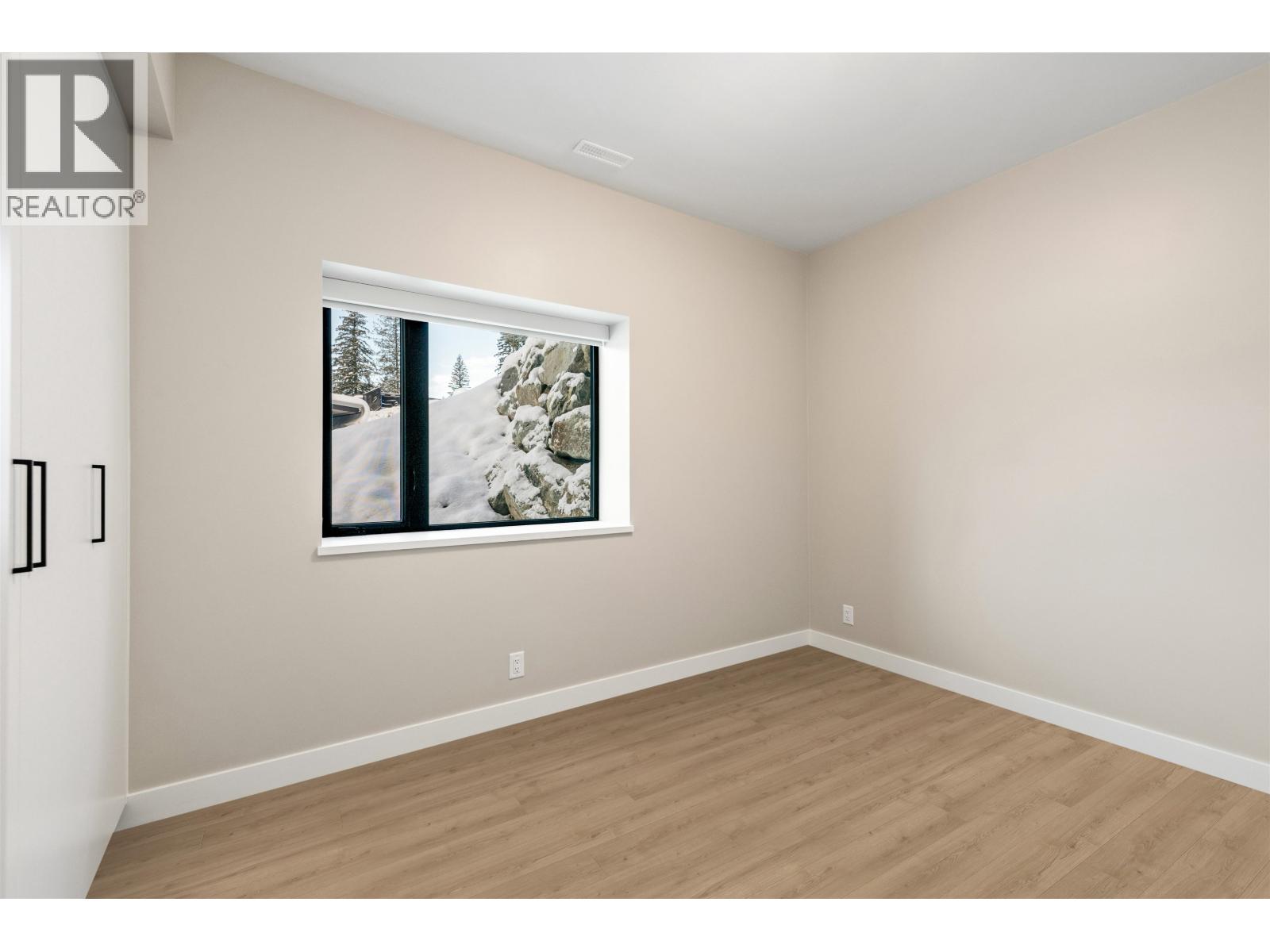 28 4000 Sunstone Way Property Photo 21
