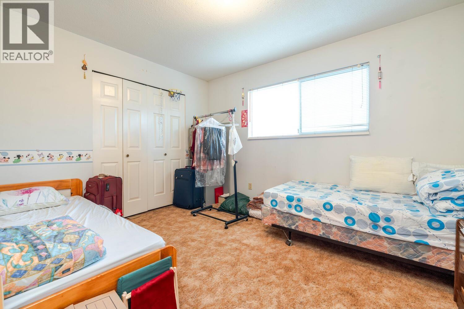 7660 Bridge Street Property Photo 17