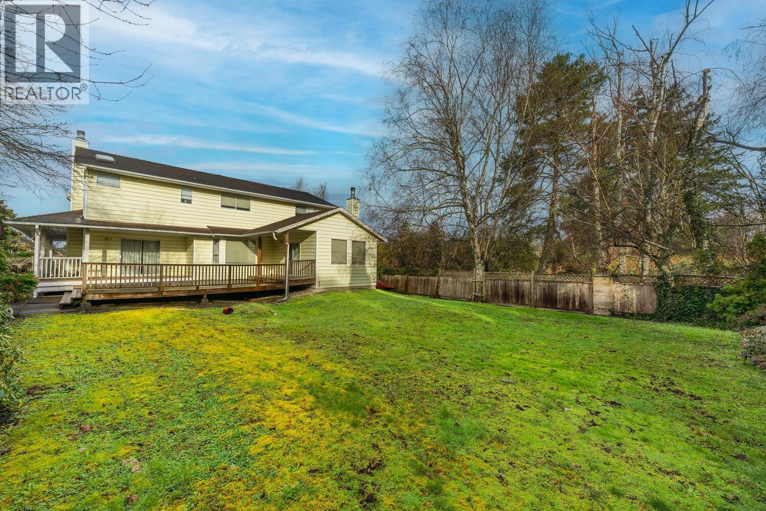 7660 Bridge Street Property Photo 23