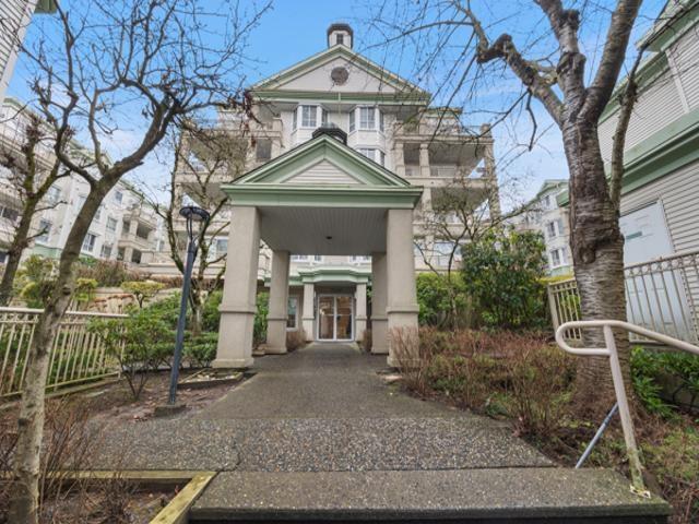 218 15268 105 Avenue Property Photo 10