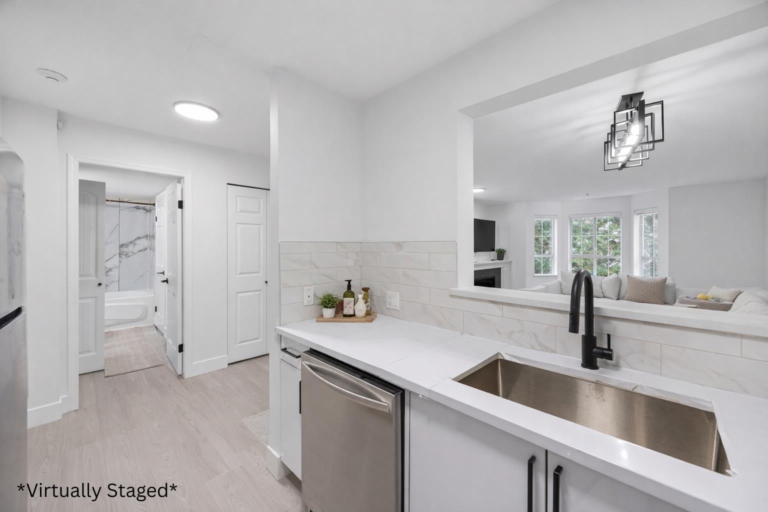 218 15268 105 Avenue Property Photo 19