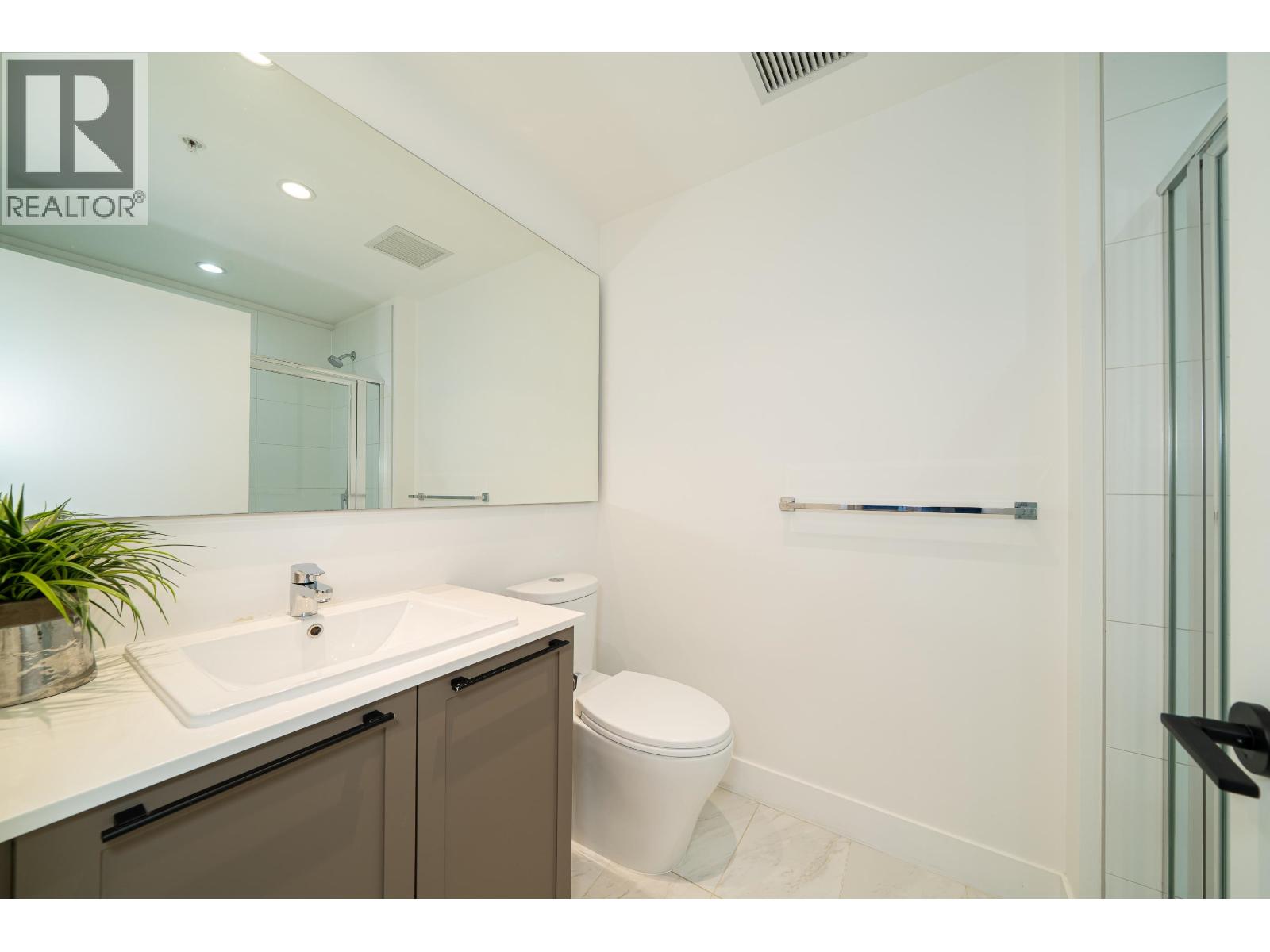 211 9228 Slopes Mews Property Photo 19