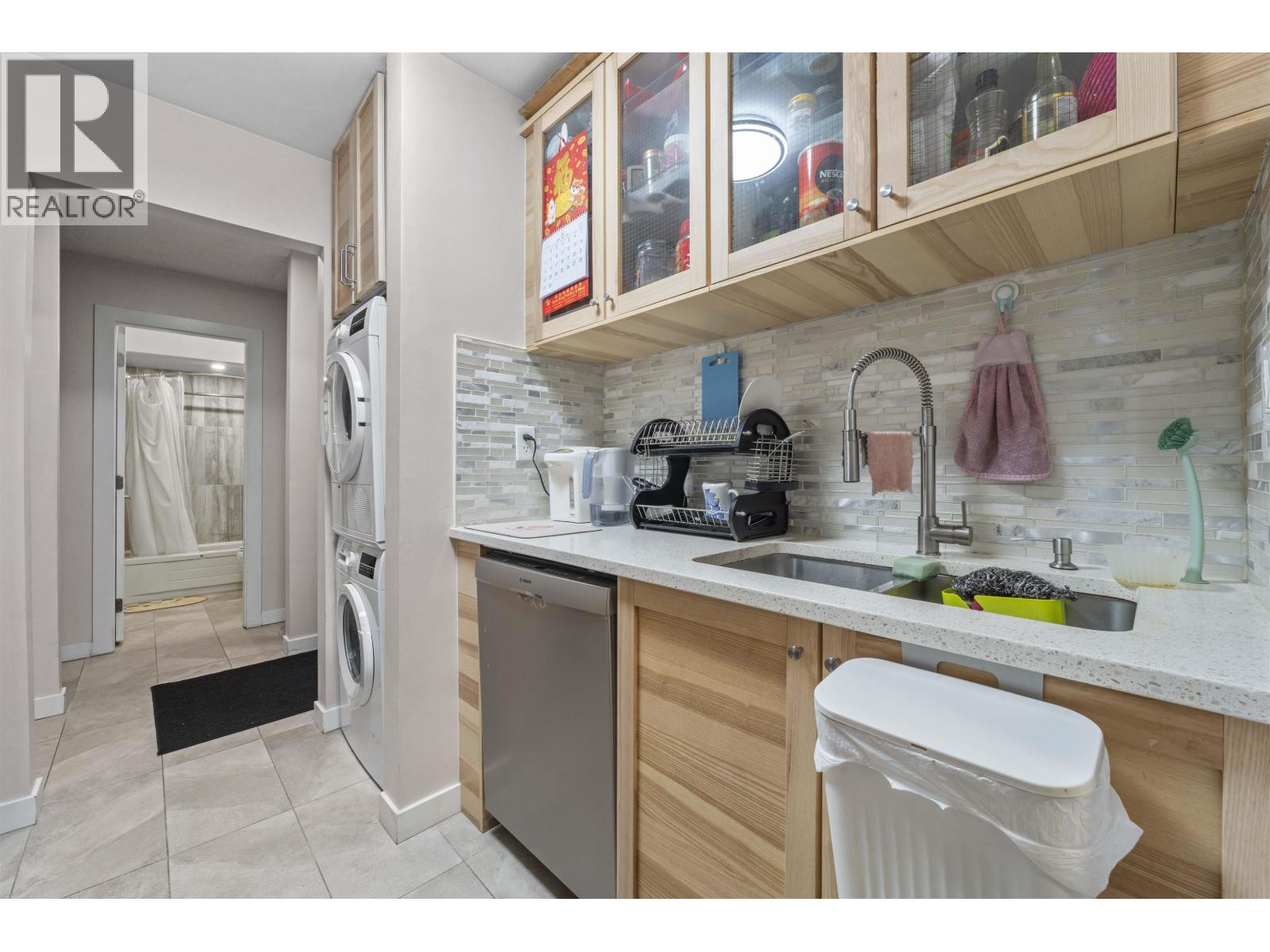 508 9890 Manchester Drive Property Photo 19