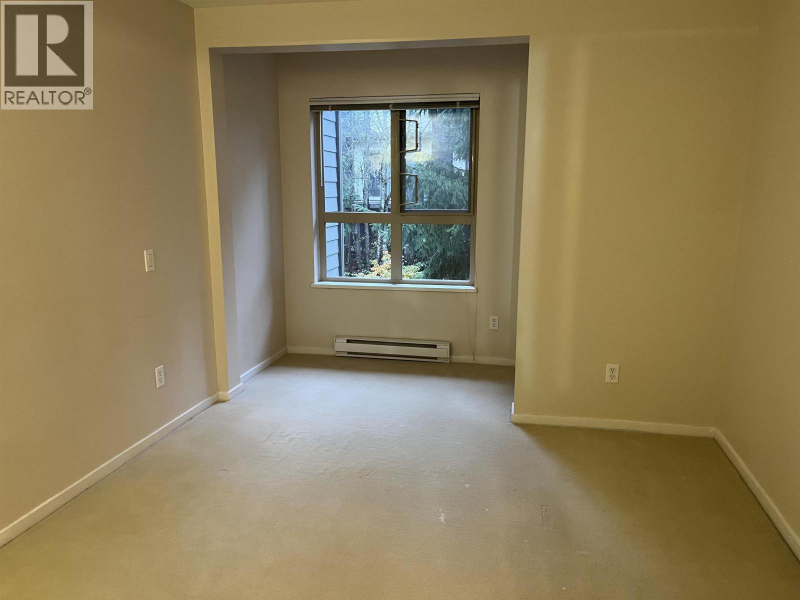 409 9319 University Crescent Property Photo 4