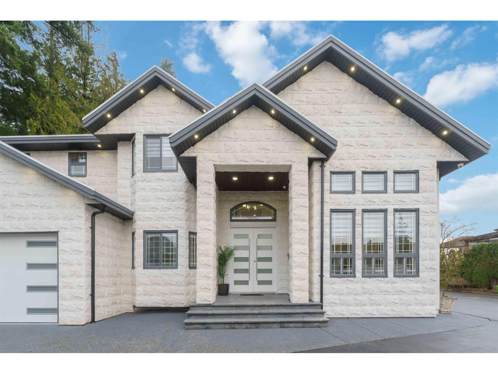 6168 126 Street Property Photo 1
