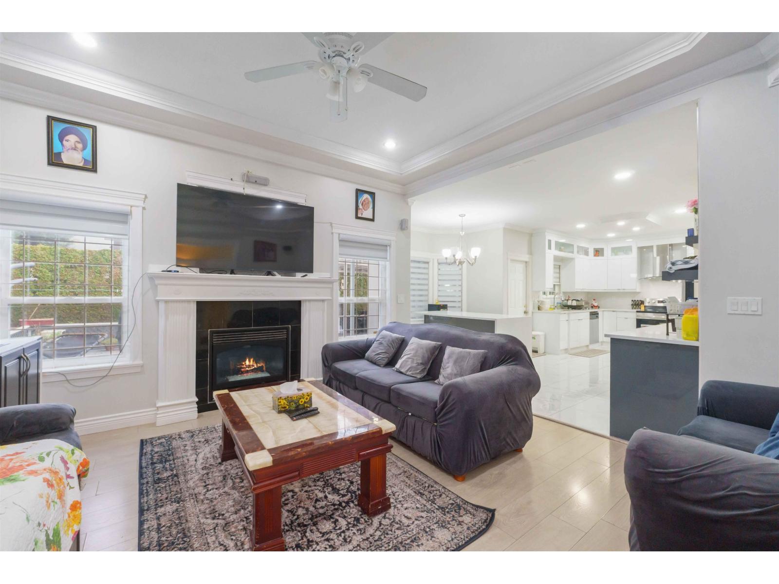 6168 126 Street Property Photo 8