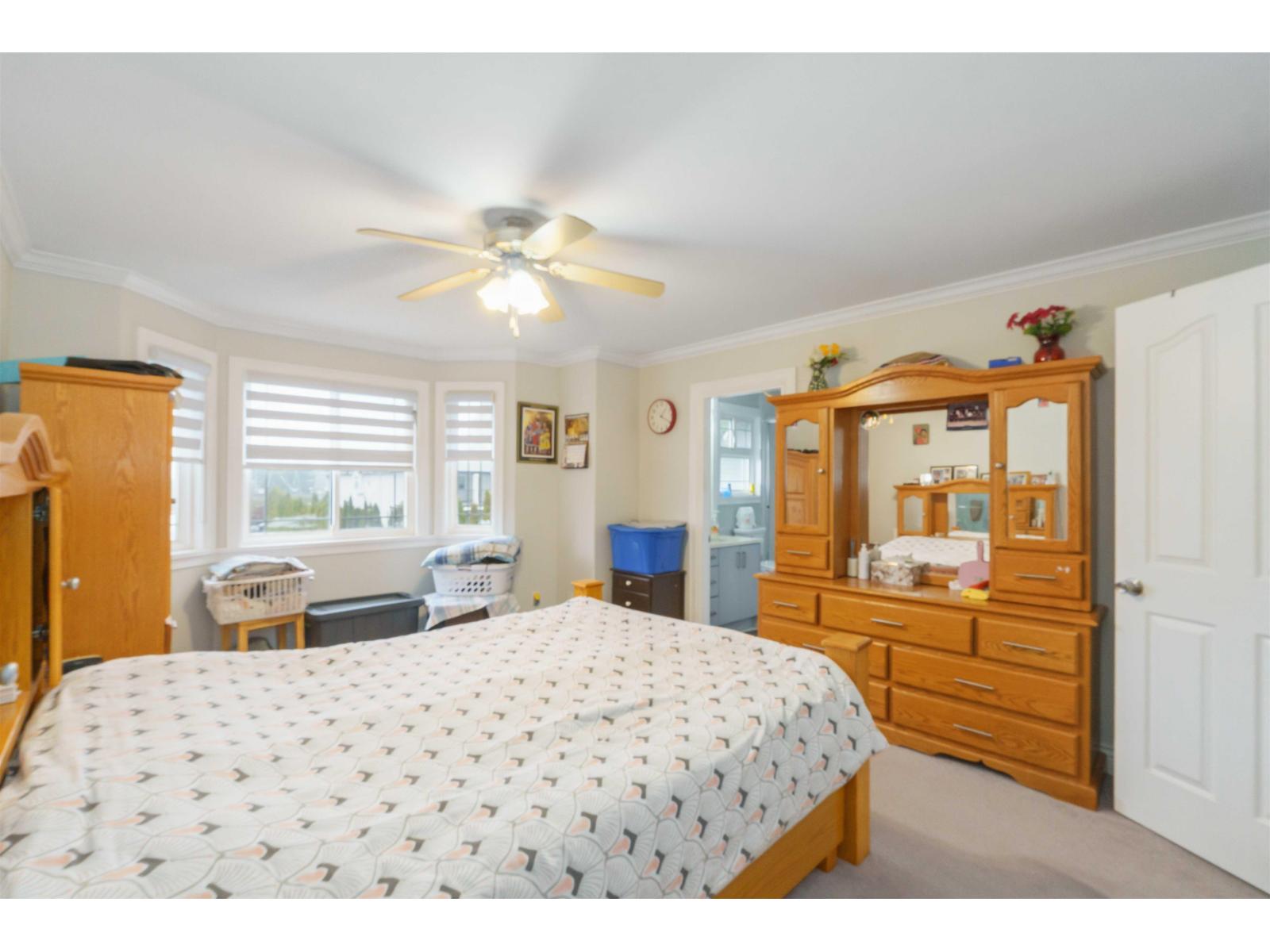6168 126 Street Property Photo 17