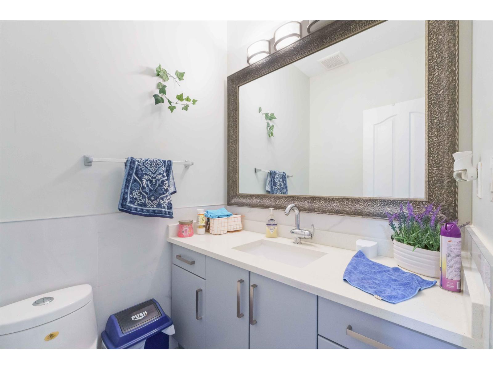 6168 126 Street Property Photo 23