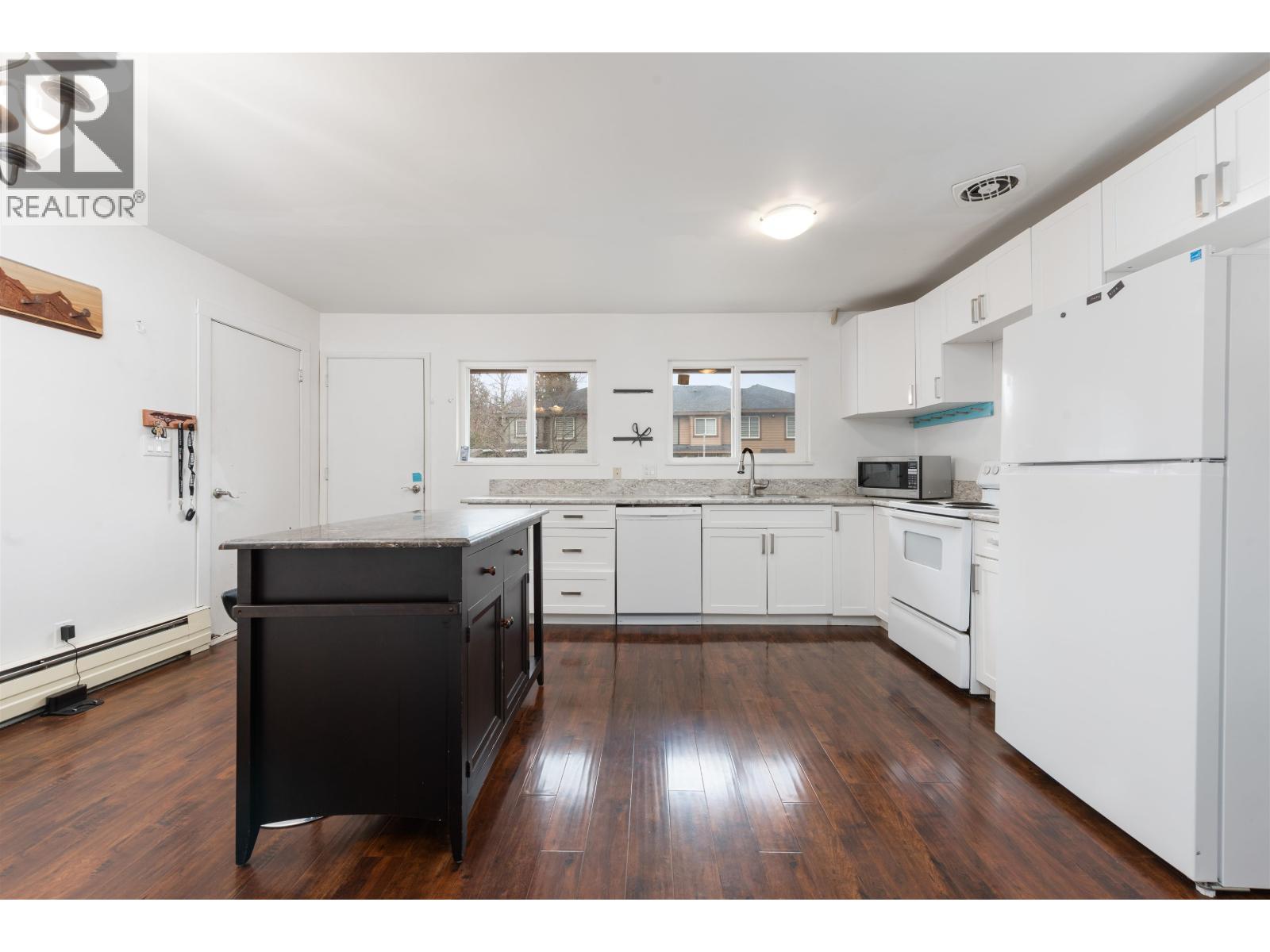 38850 Buckley Avenue Property Photo 12