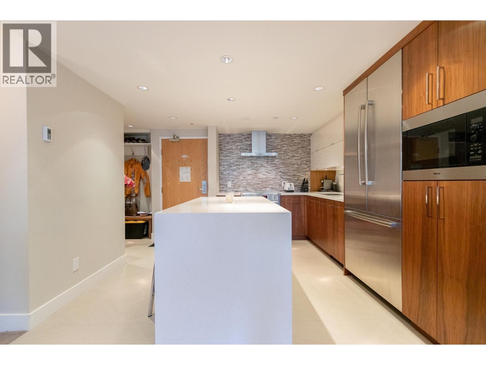 105 4910 Spearhead Place Property Photo 6