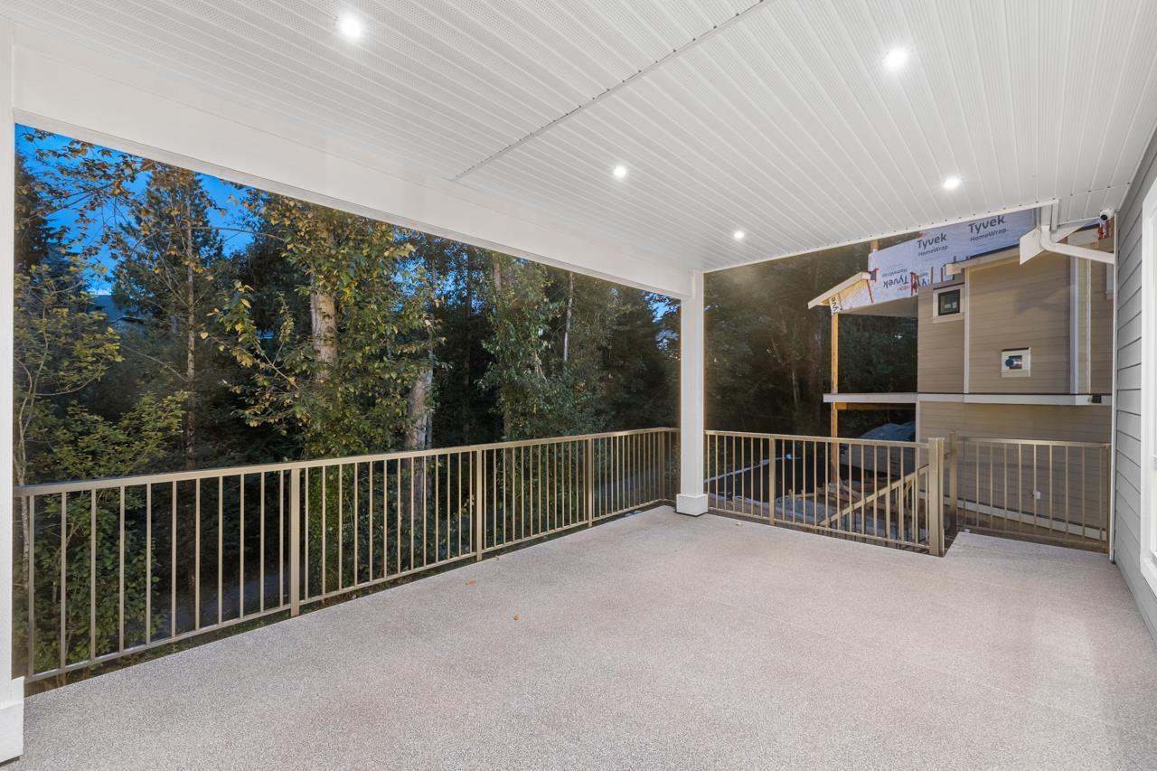 4 35133 Christina Place Property Photo 10