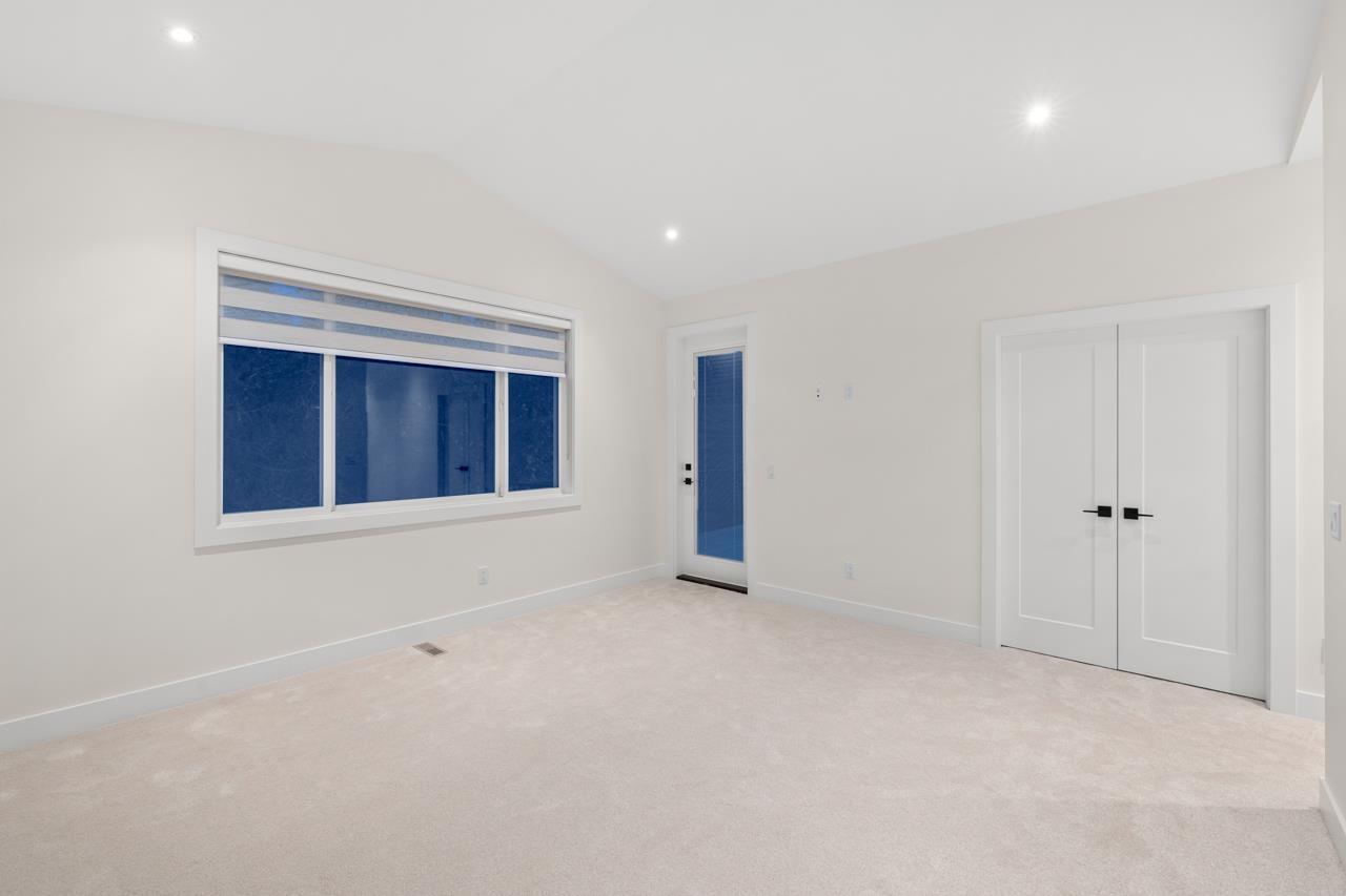 4 35133 Christina Place Property Photo 19