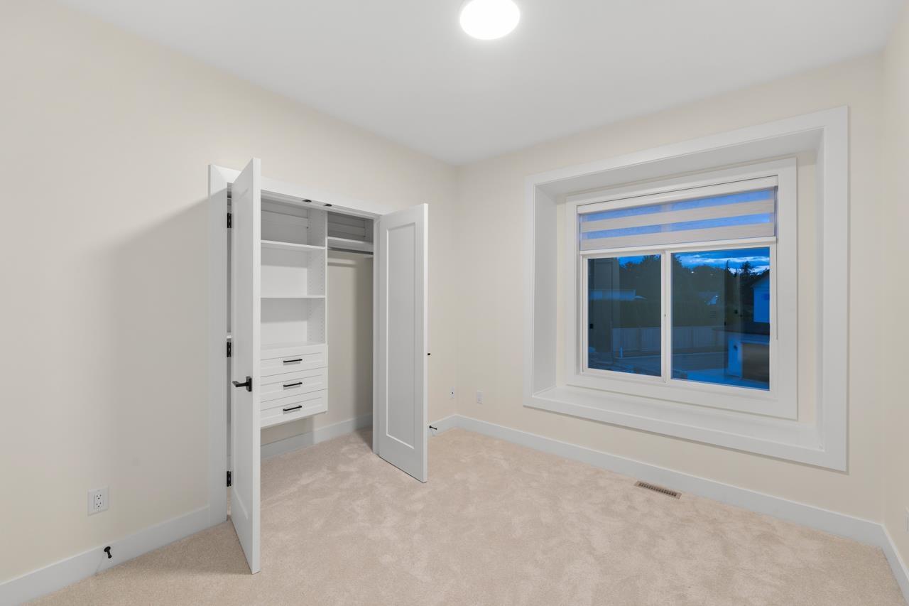 4 35133 Christina Place Property Photo 27