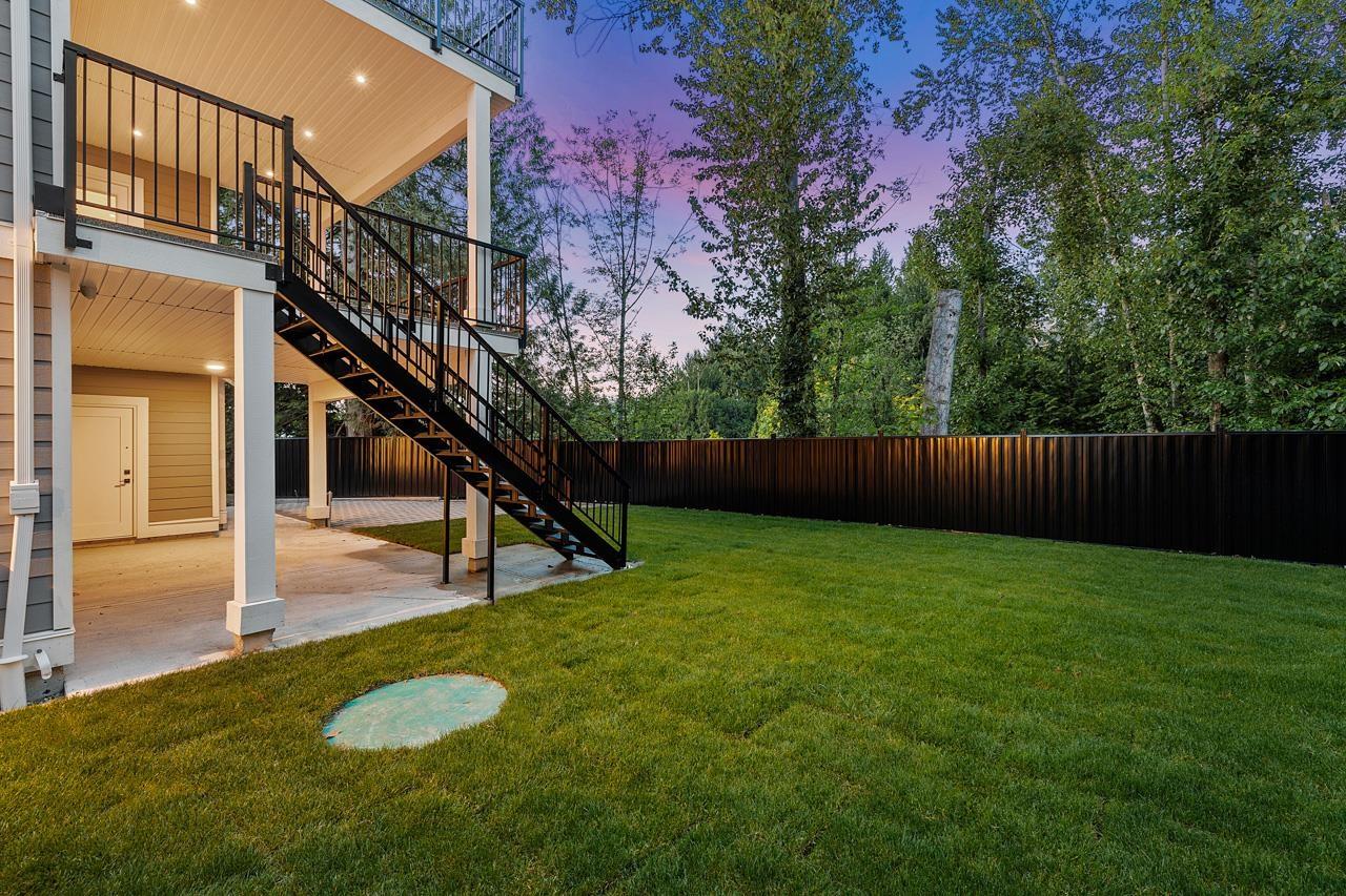4 35133 Christina Place Property Photo 33