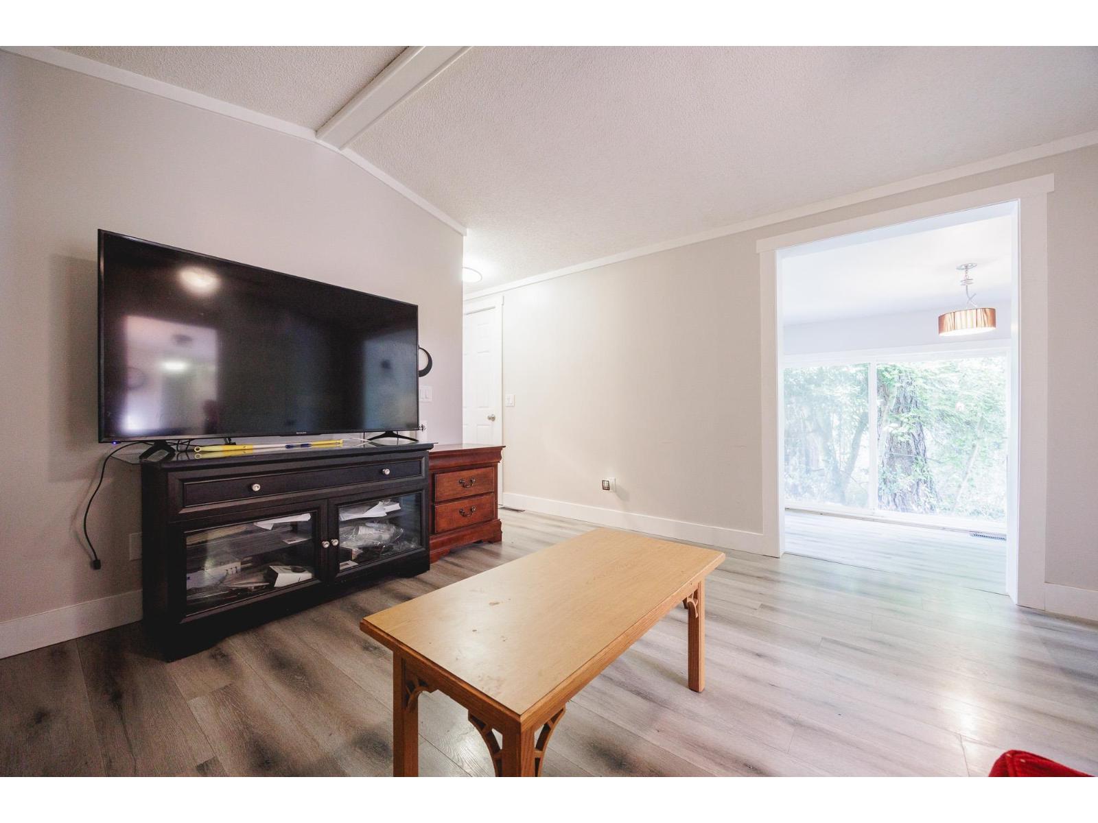 488 240 Street Property Photo 13