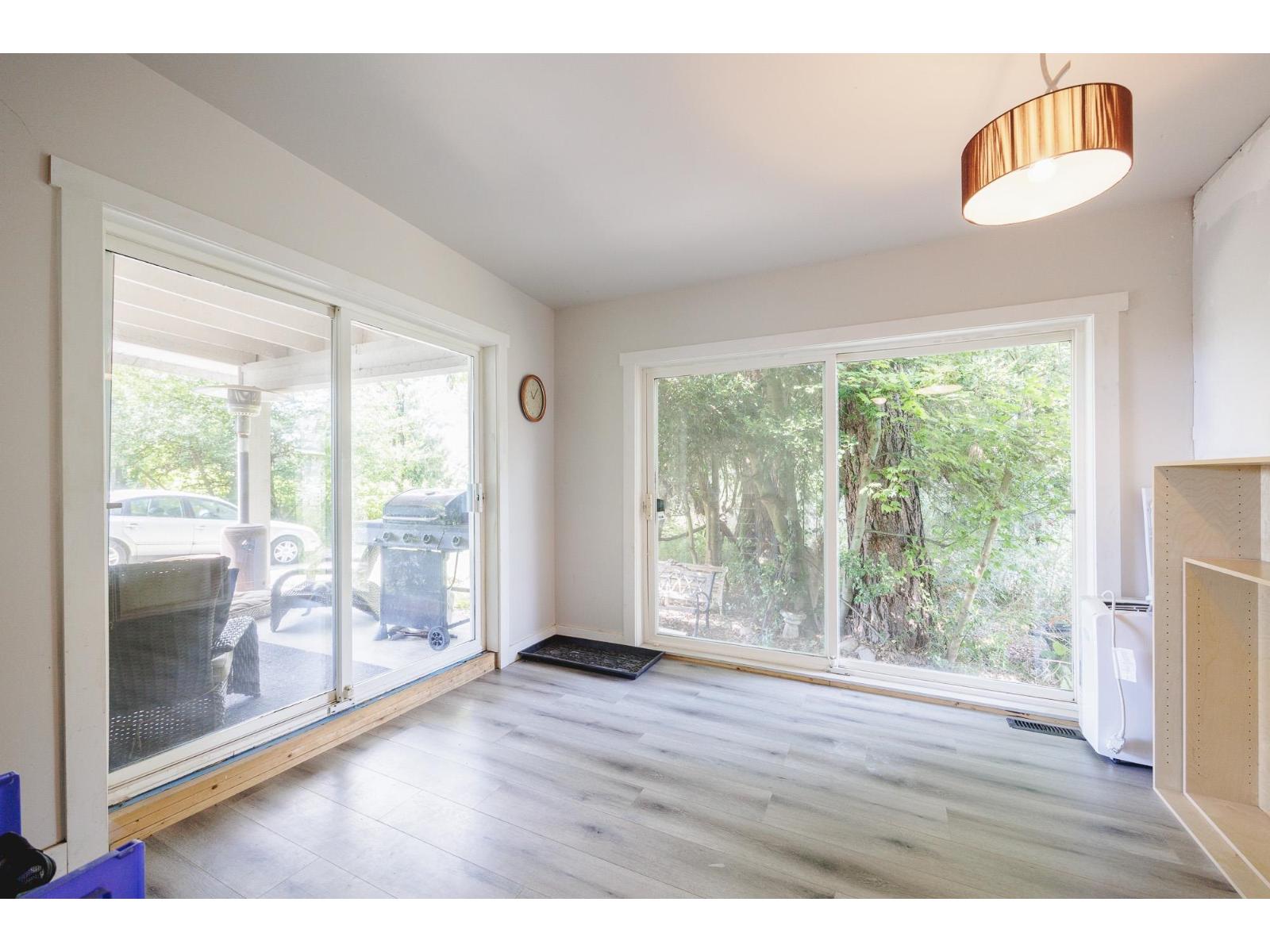 488 240 Street Property Photo 16