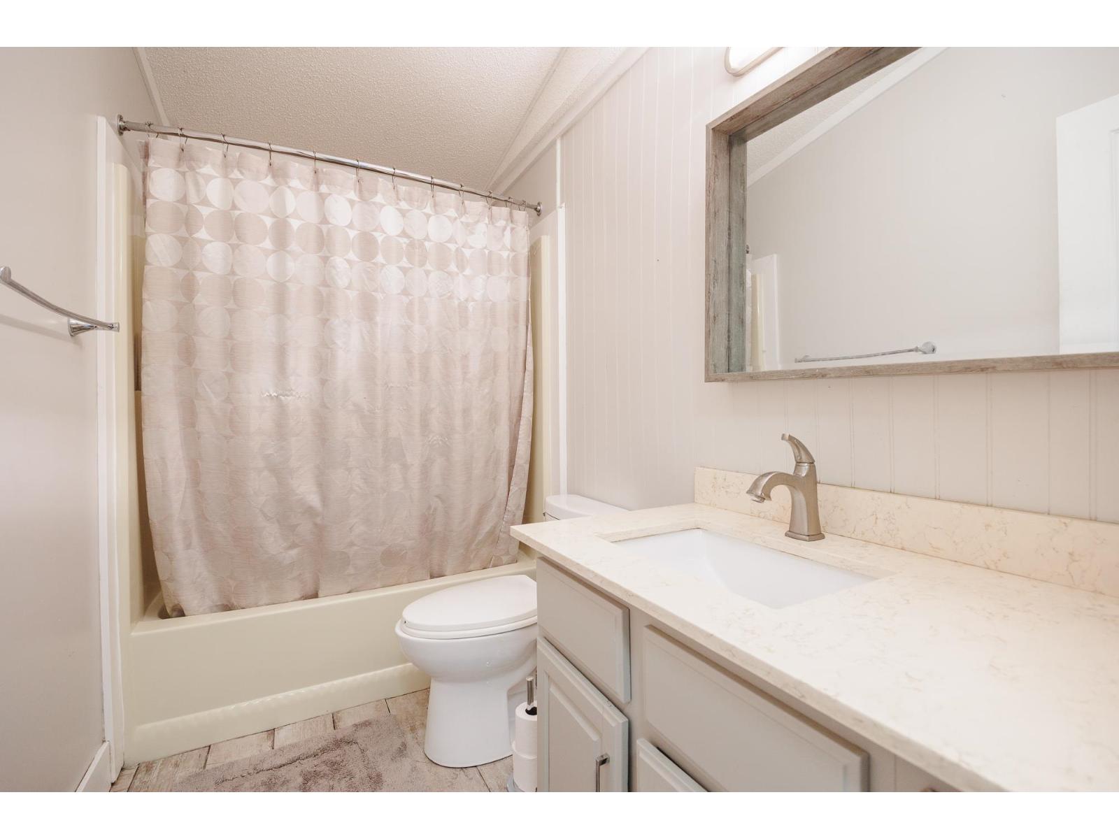 488 240 Street Property Photo 19