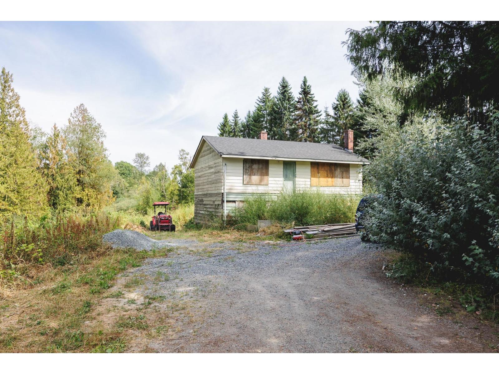 488 240 Street Property Photo 24