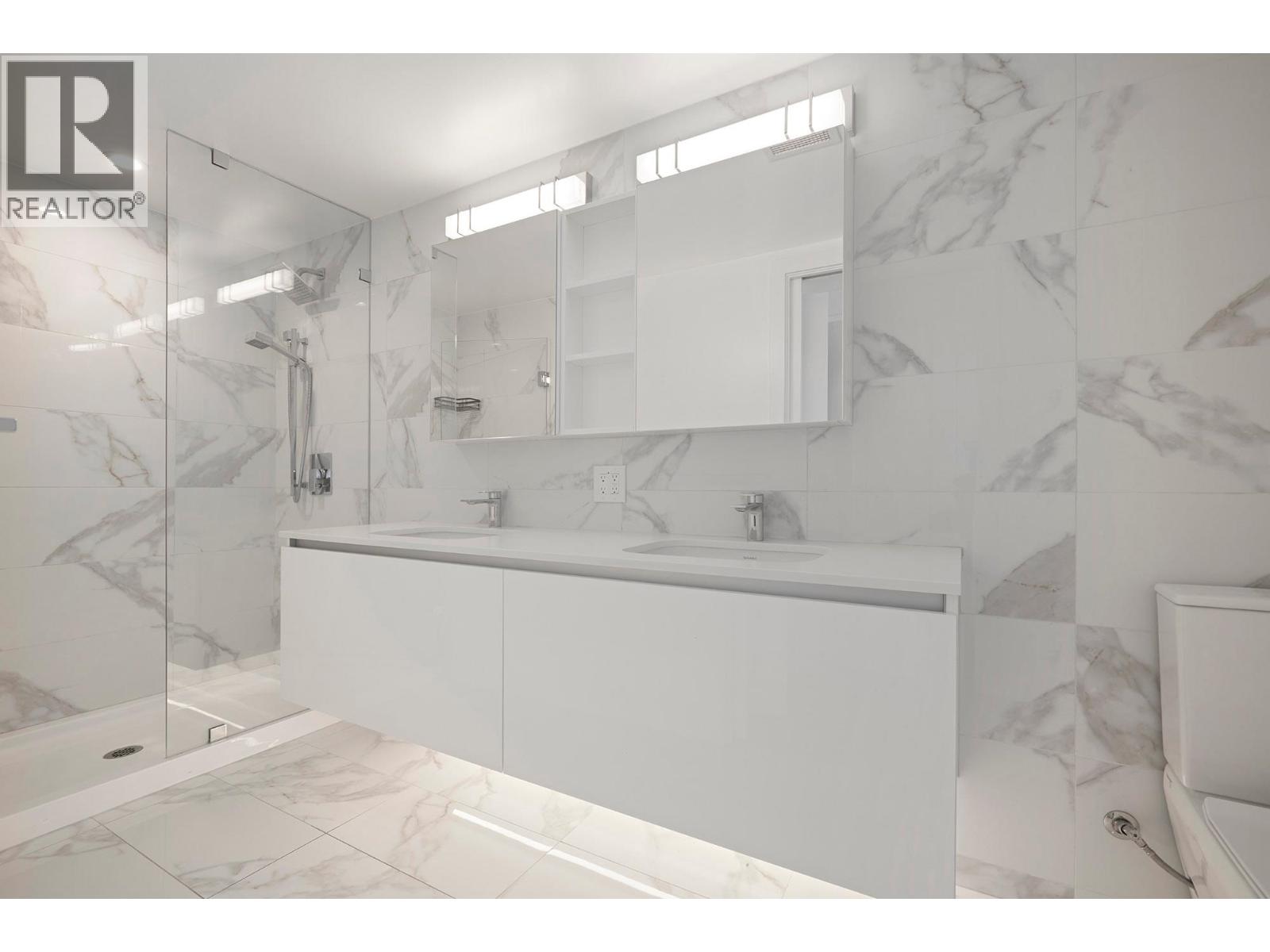 703 5788 Gilbert Road Property Photo 11