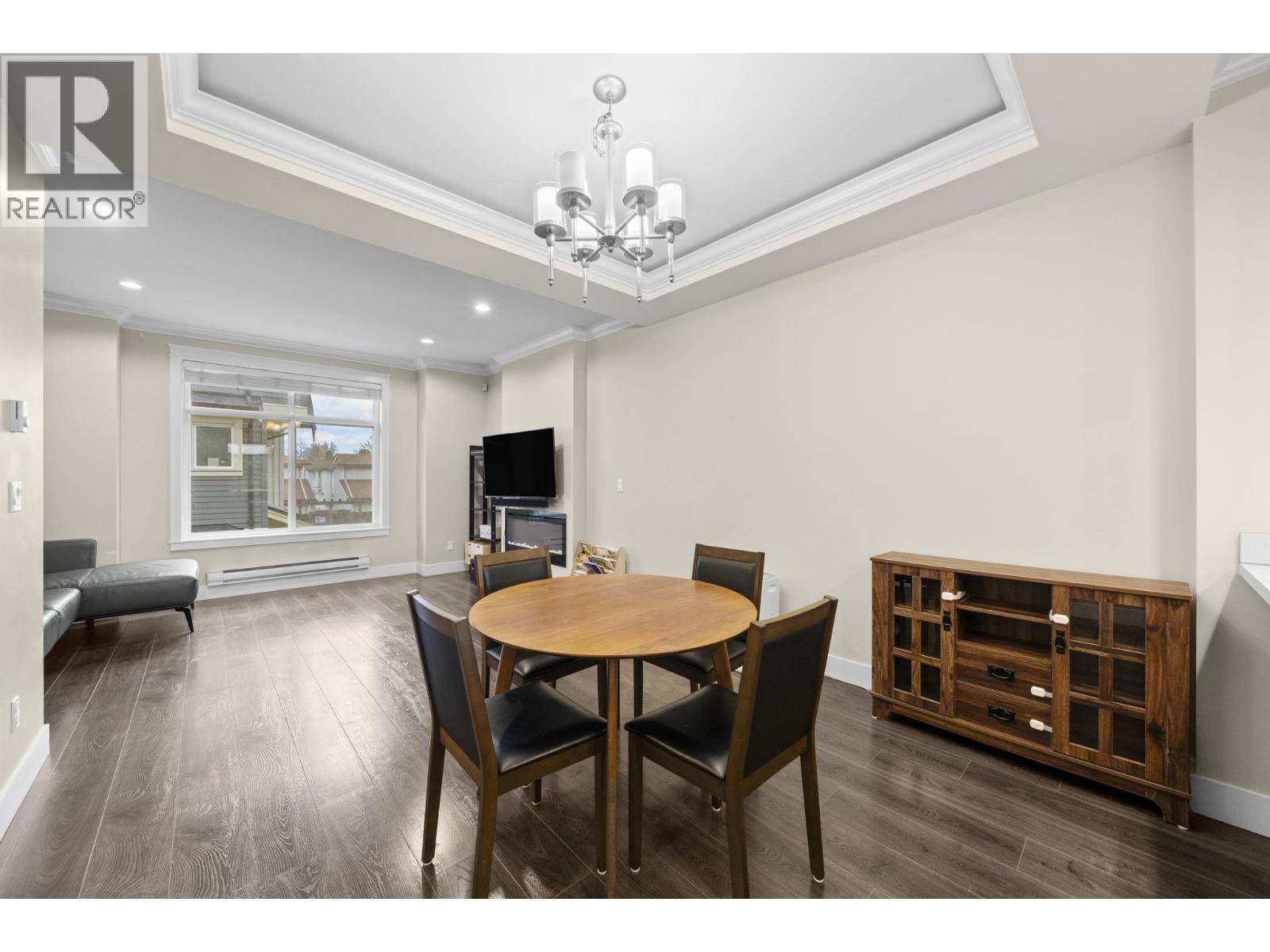 19 6033 Williams Road Property Photo 6