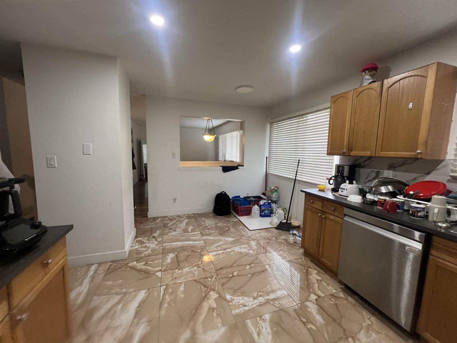 13421 87a Avenue Property Photo 11