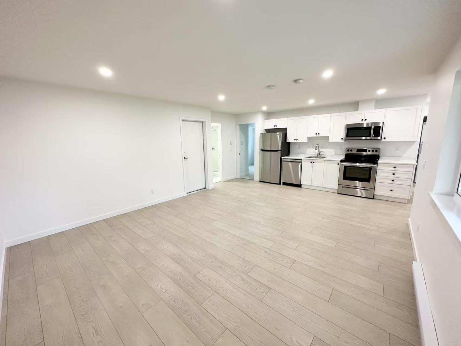 77a Avenue Property Photo 2