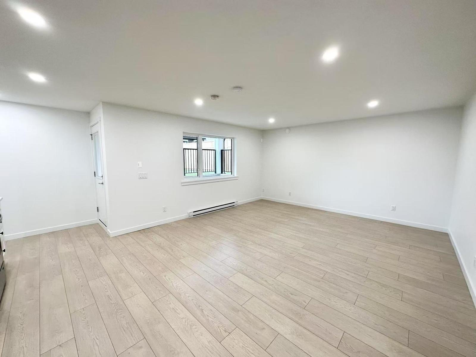 77a Avenue Property Photo 4