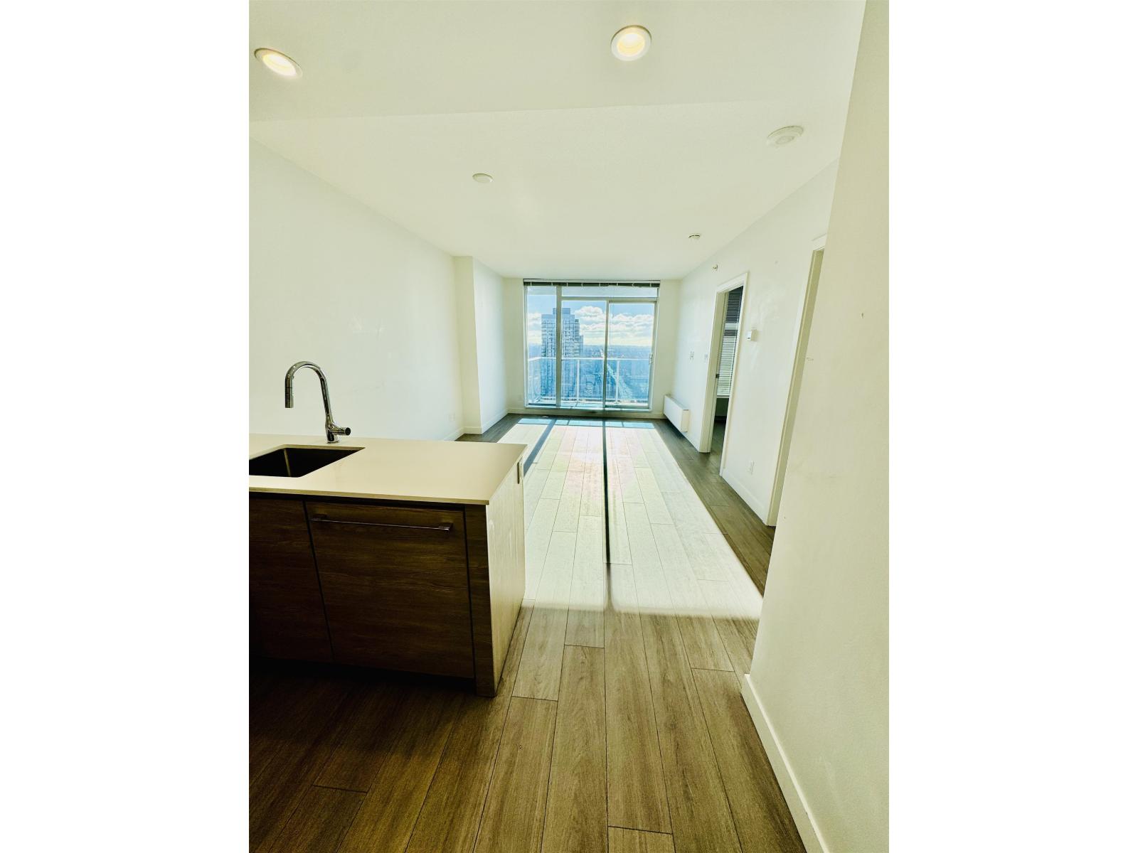 3102 13615 Fraser Highway Property Photo 4