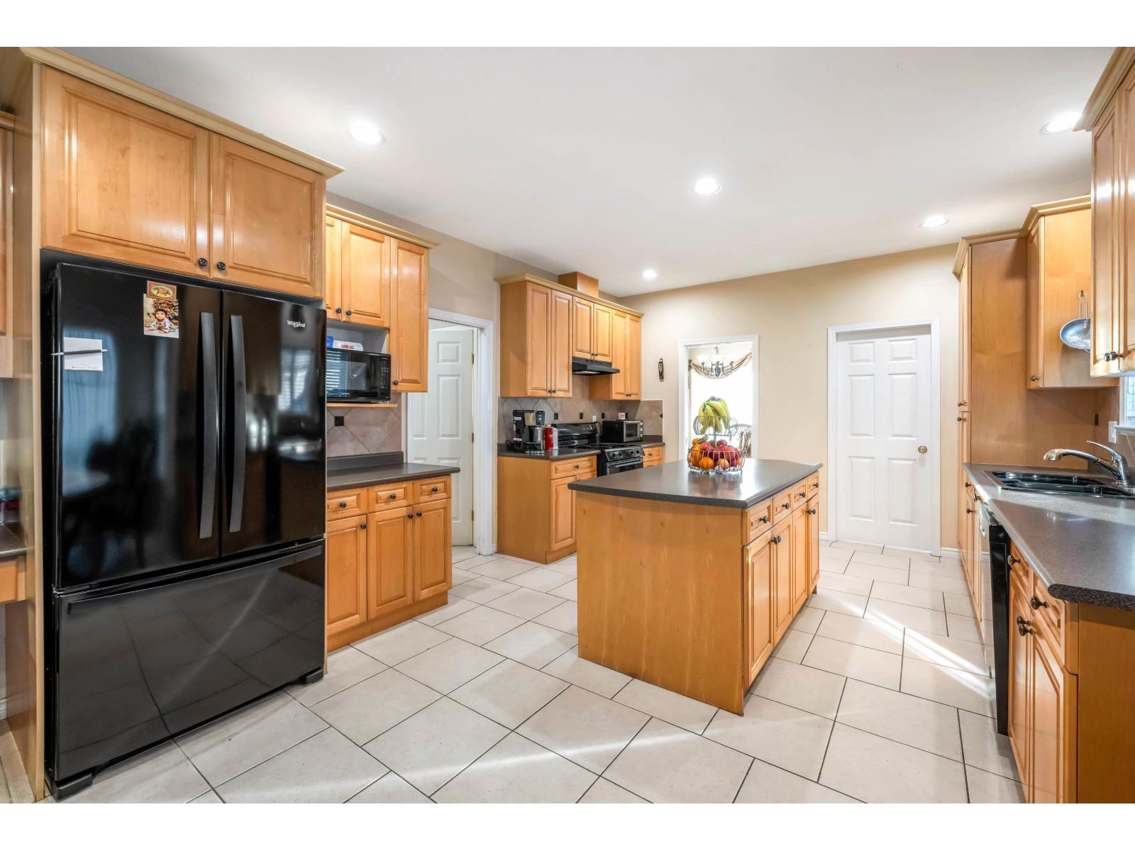 7452 Wiltshire Drive Property Photo 10