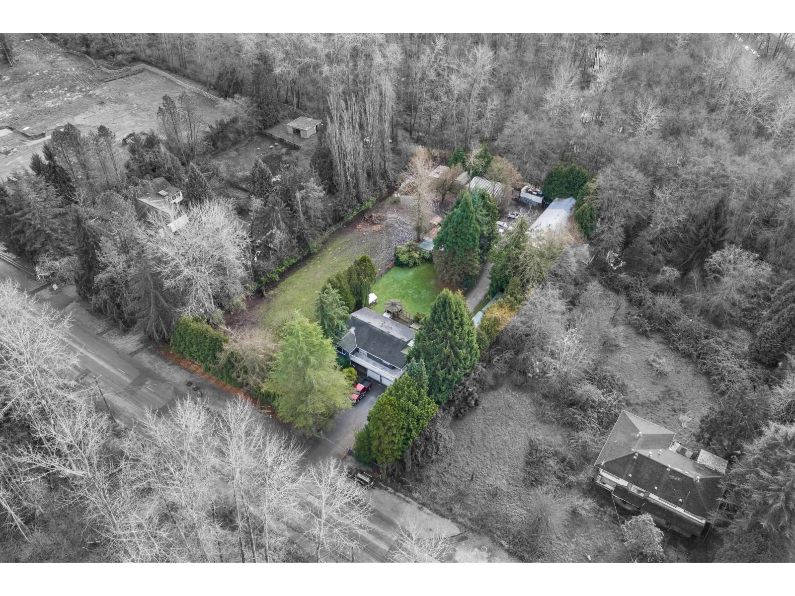 16184 20 Avenue Property Photo 2